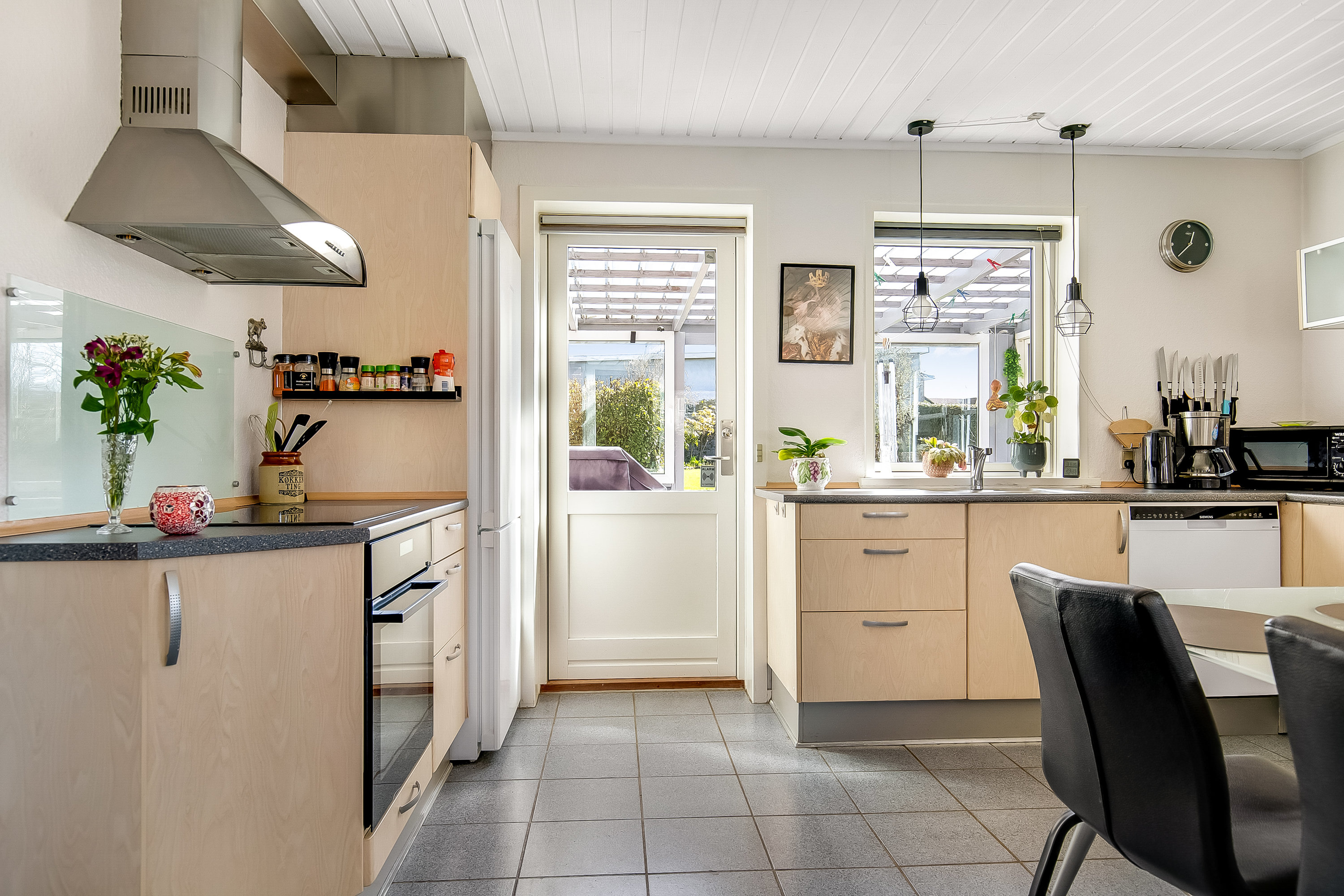 Fremhævet køkken billede i fuldskærmstilstand. Billede af Anemonevej 6, 6000 Kolding