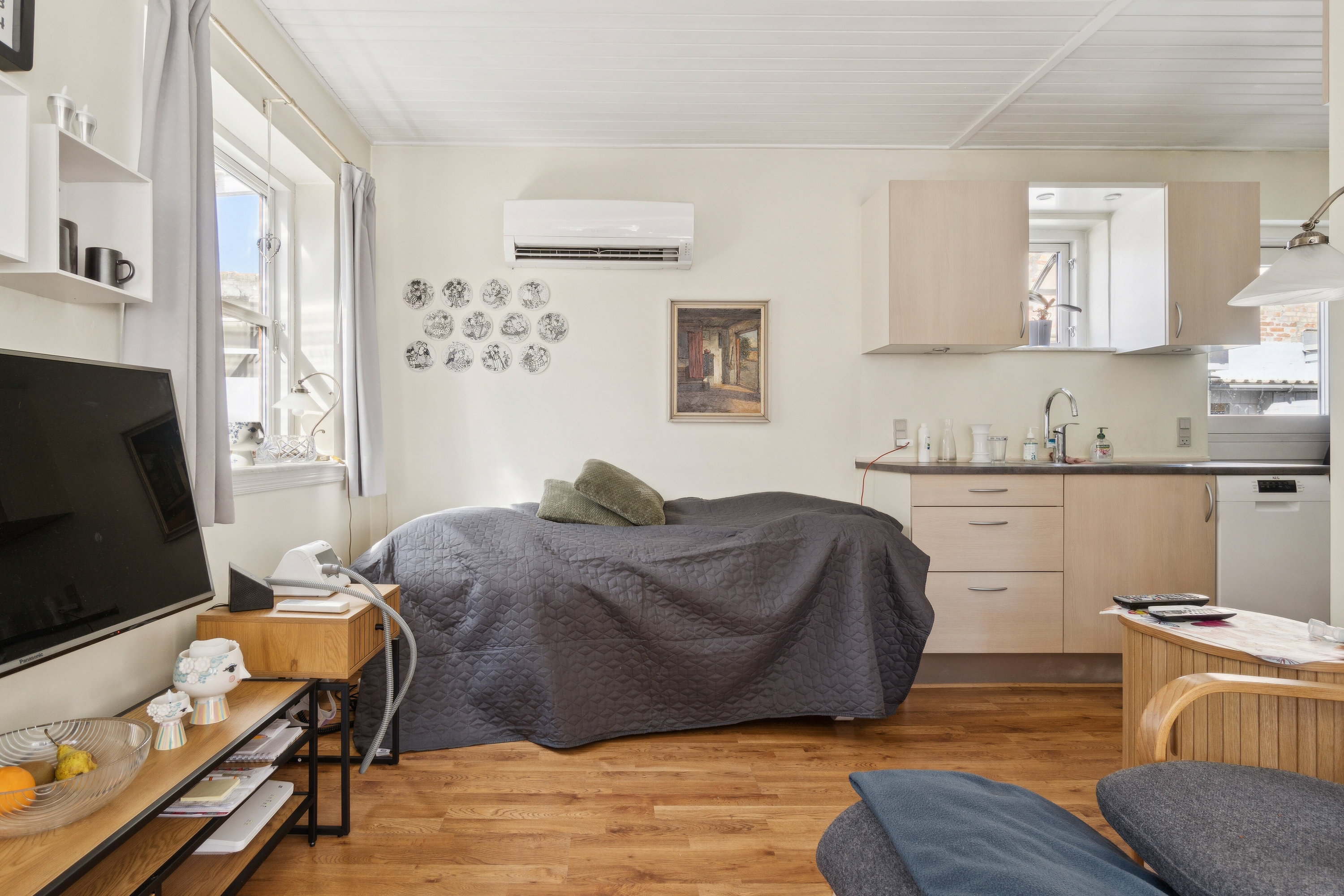 Fremhævet indendørs billede i fuldskærmstilstand. Billede af Møllegade 17, 3700 Rønne