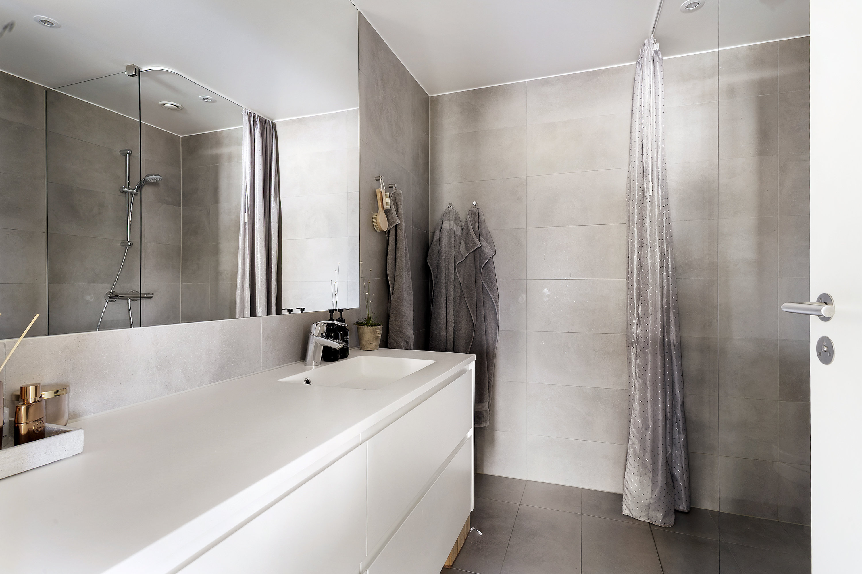 Fremhævet badeværelse billede i fuldskærmstilstand. Billede af Toldkammeret 9, 2. 4., 7000 Fredericia