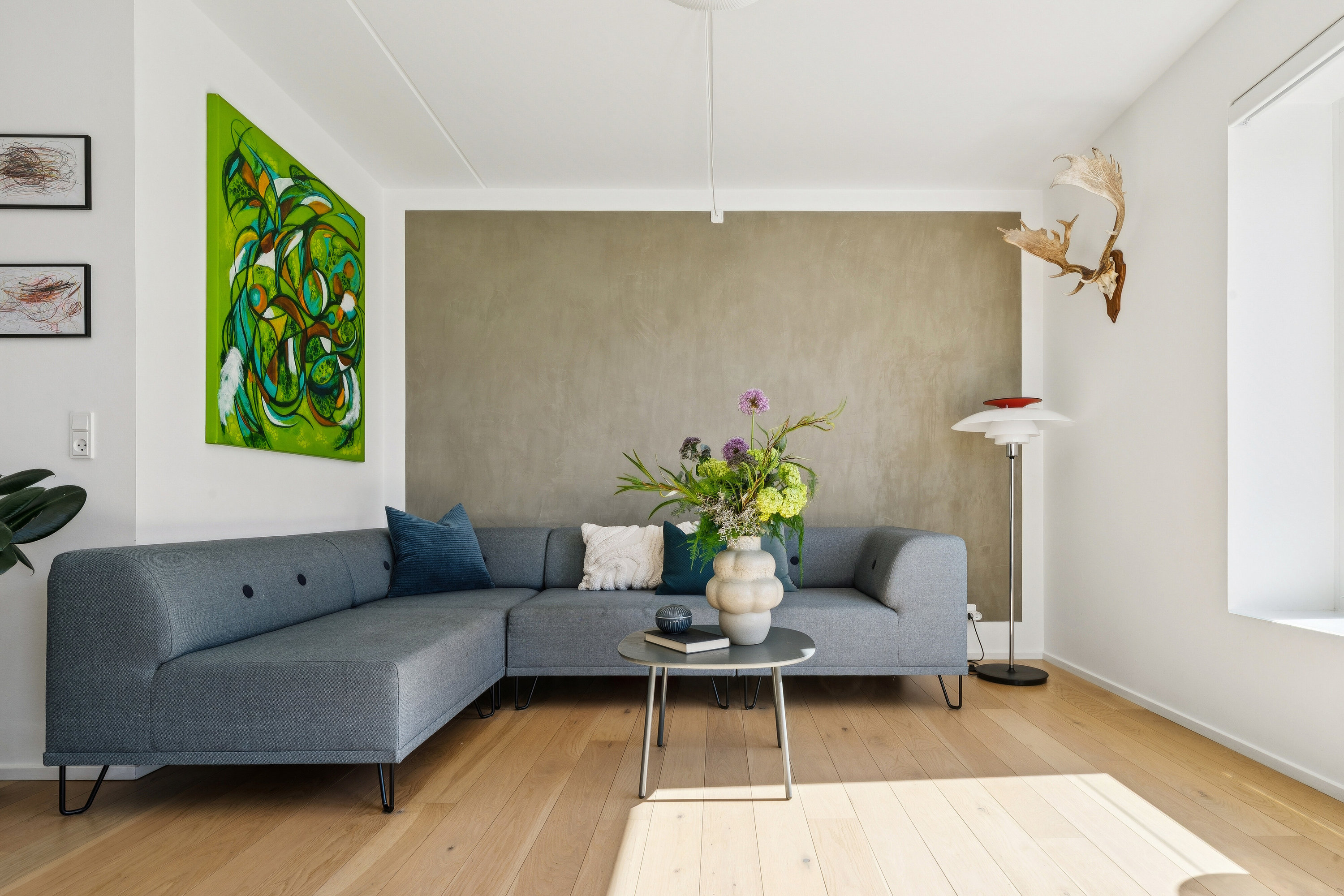 Fremhævet stue billede i fuldskærmstilstand. Billede af Islands Brygge 38E, 1. th., 2300 København S