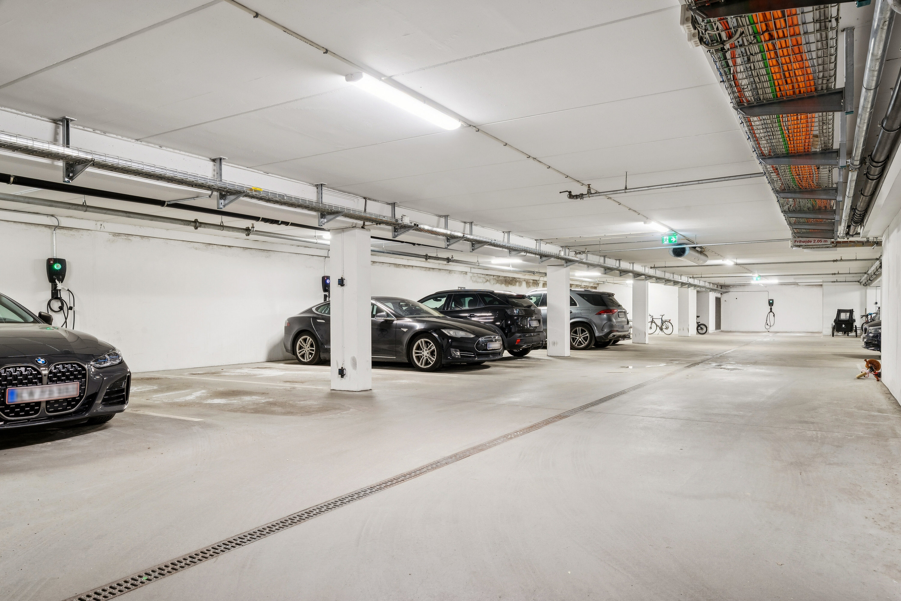 Fremhævet carport billede i fuldskærmstilstand. Billede af Islands Brygge 38E, 1. th., 2300 København S