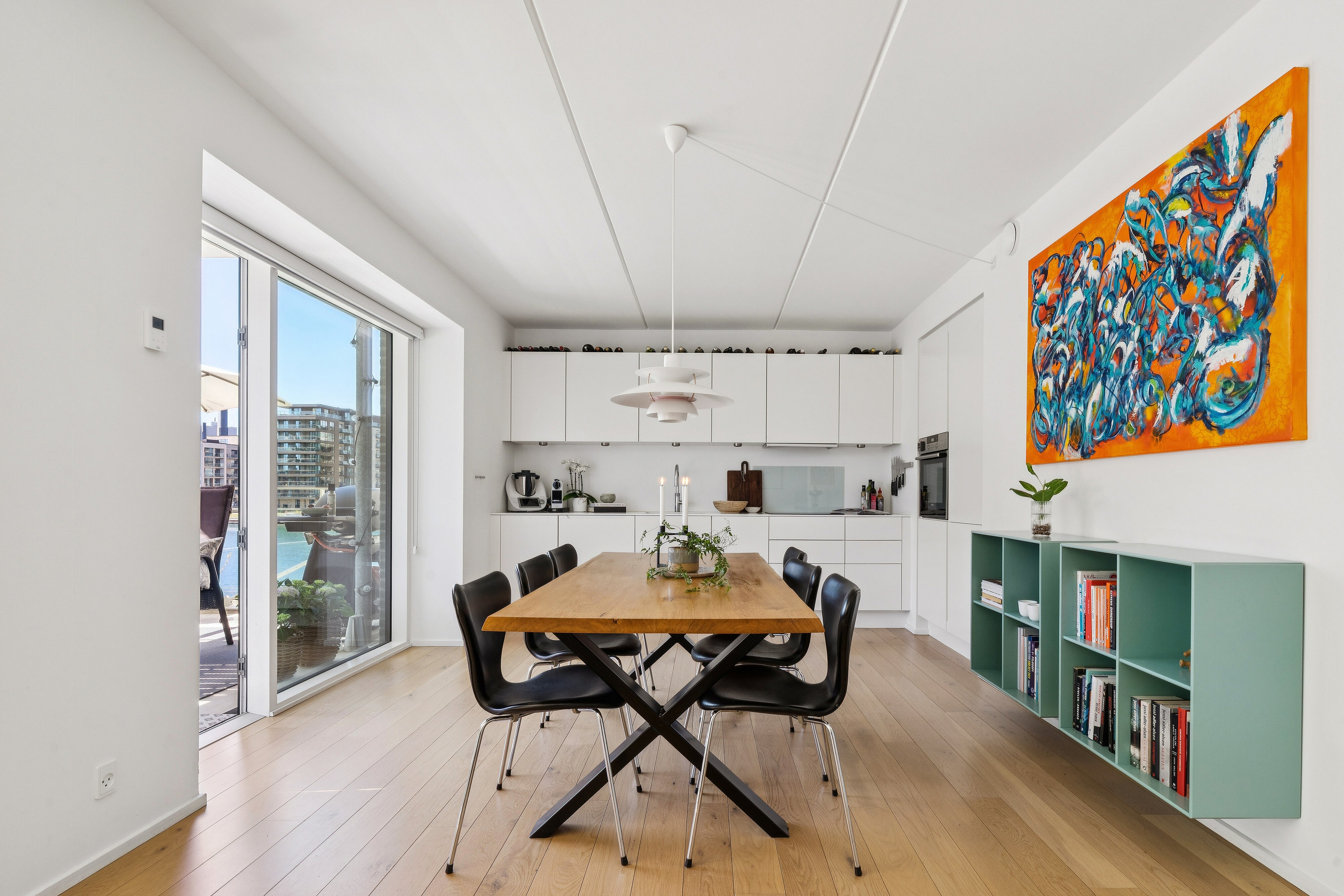 Fremhævet spisestue billede i fuldskærmstilstand. Billede af Islands Brygge 38E, 1. th., 2300 København S