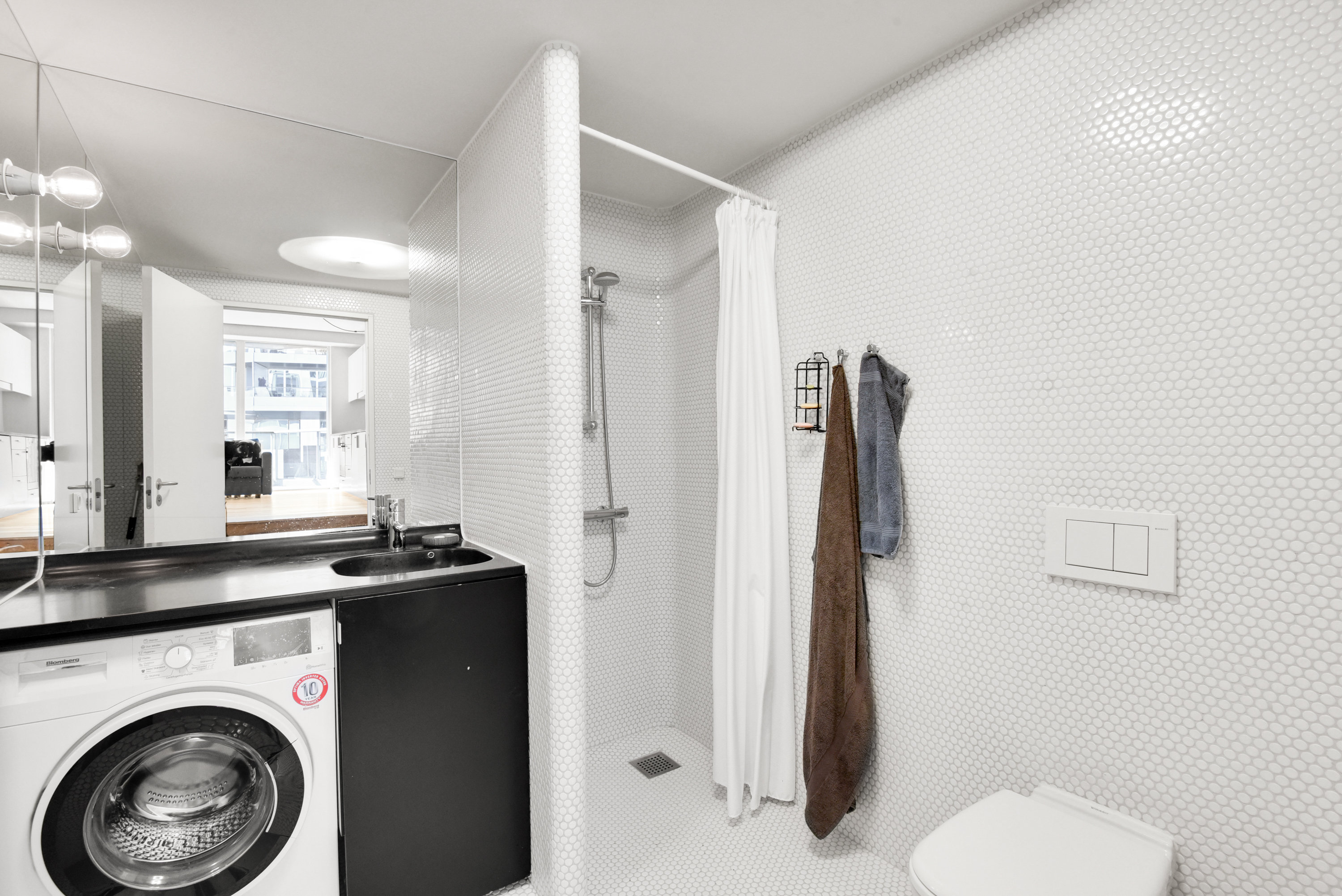 Fremhævet badeværelse billede i fuldskærmstilstand. Billede af Richard Mortensens Vej 67, 4. 2., 2300 København S