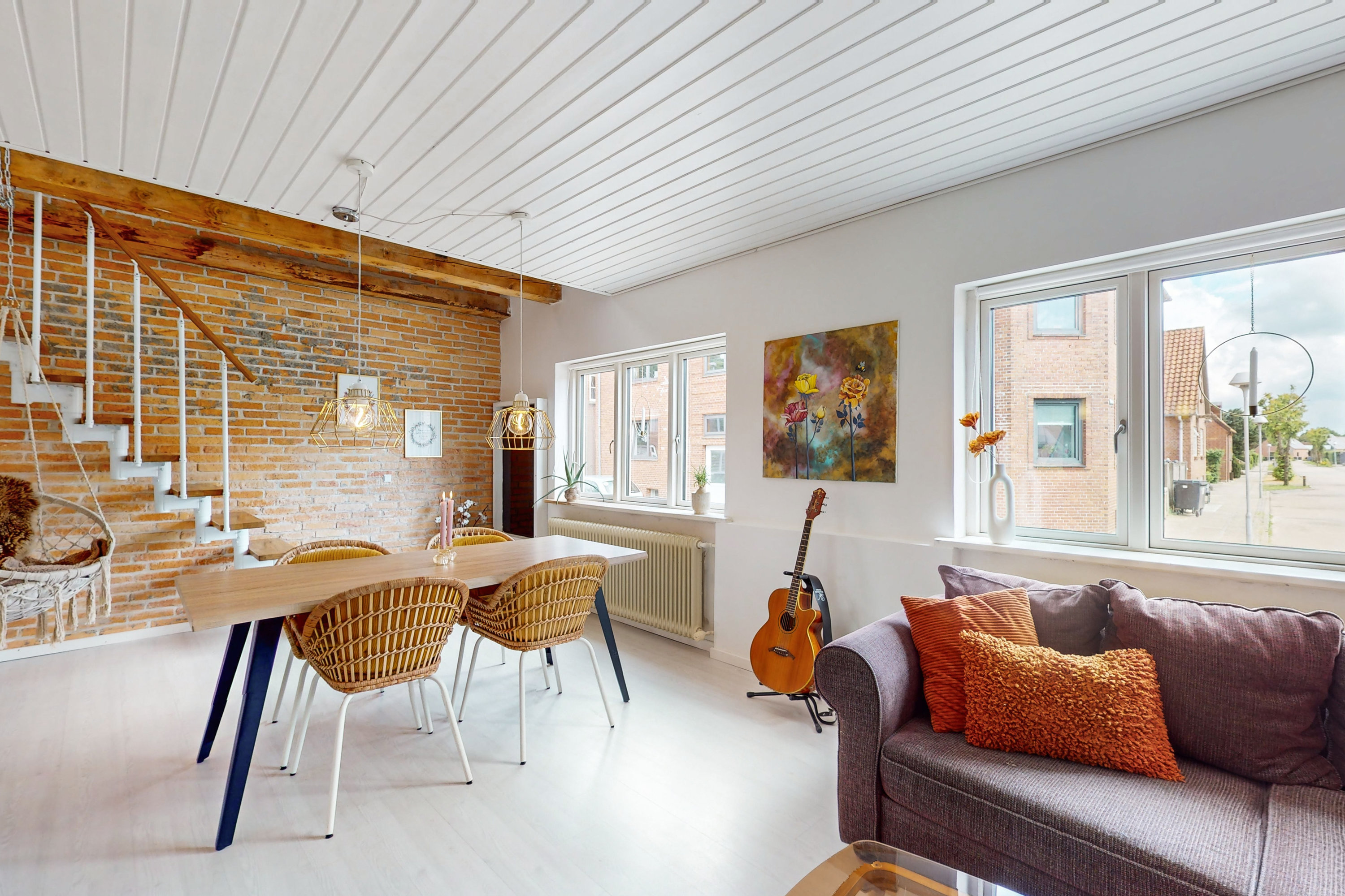 Fremhævet stue/køkken/alrum billede i fuldskærmstilstand. Billede af Nygade 27, 6900 Skjern