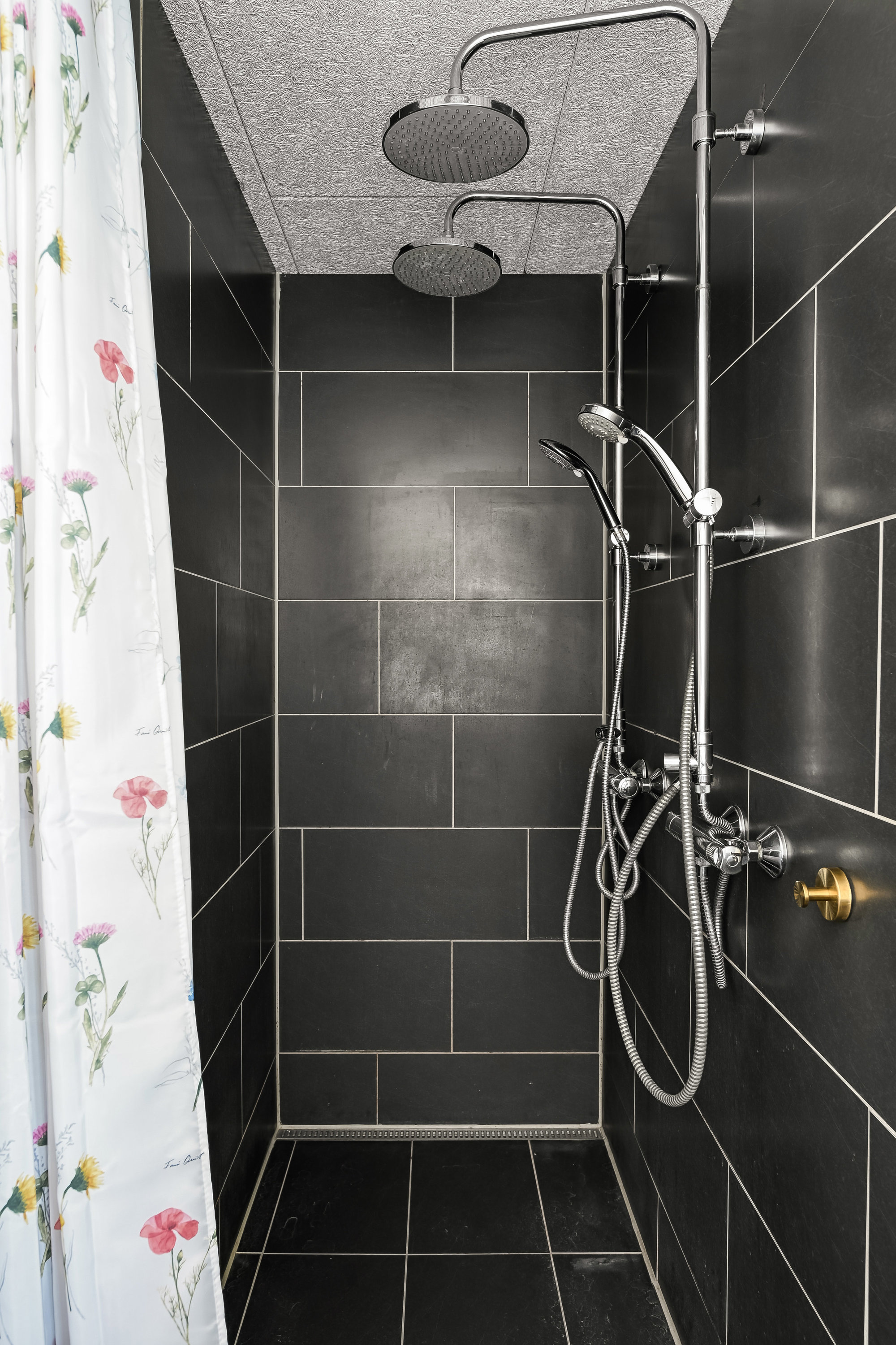 Fremhævet badeværelse billede i fuldskærmstilstand. Billede af Sønderballevej 7, Ho, 6857 Blåvand