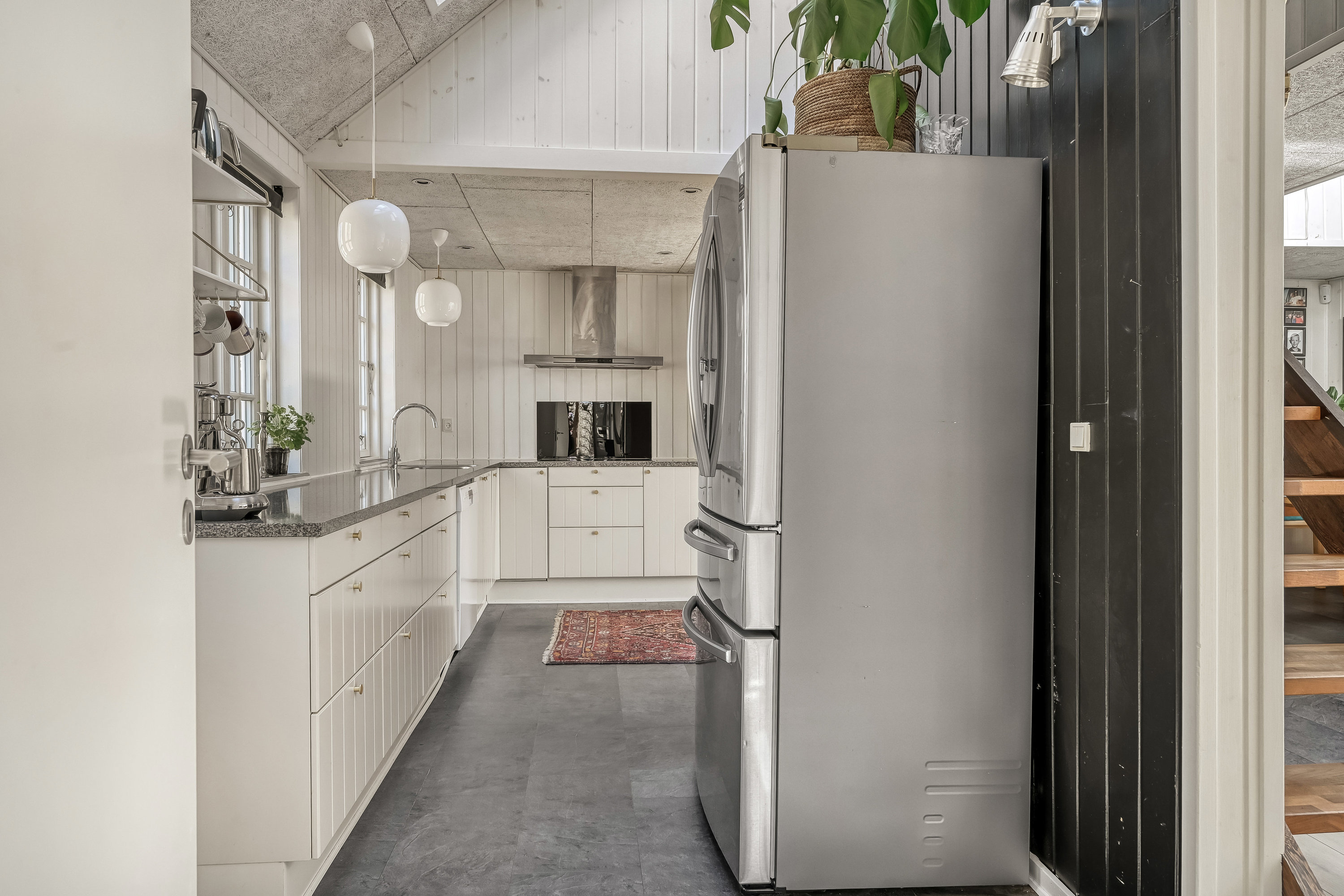 Fremhævet køkken billede i fuldskærmstilstand. Billede af Sønderballevej 7, Ho, 6857 Blåvand