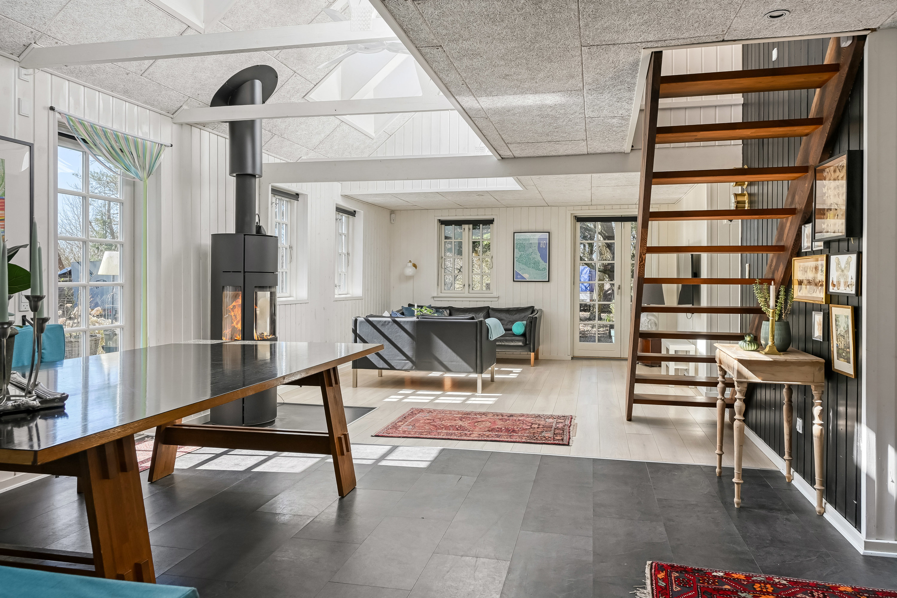 Fremhævet stue billede i fuldskærmstilstand. Billede af Sønderballevej 7, Ho, 6857 Blåvand