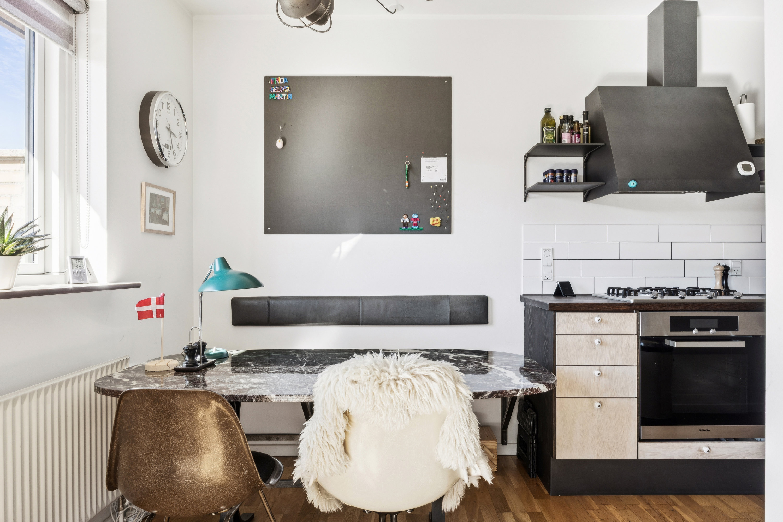 Fremhævet køkken billede i fuldskærmstilstand. Billede af Grønnegården 632B, 2670 Greve