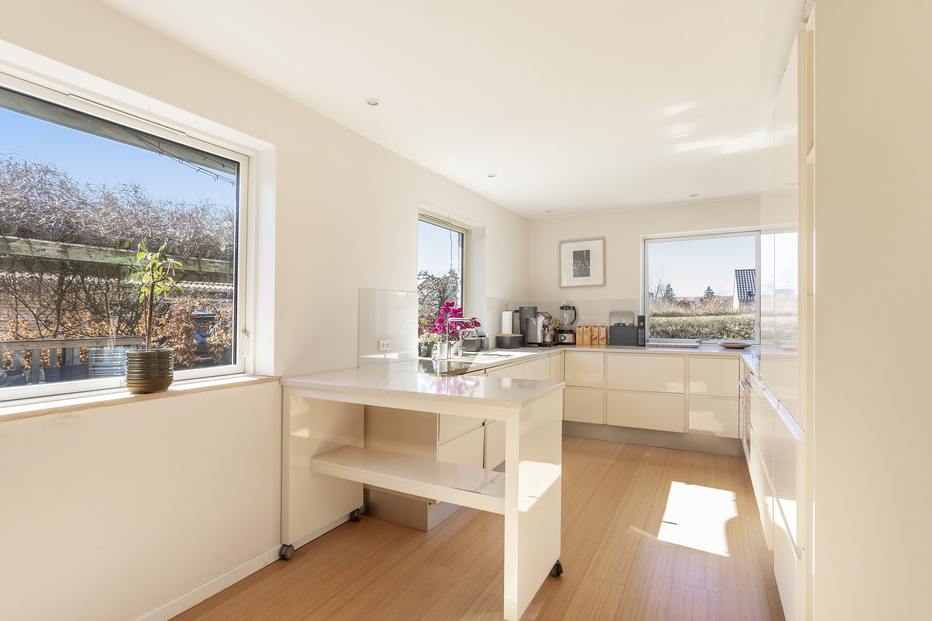 Fremhævet  billede i fuldskærmstilstand. Billede af Dueoddevej 6, 2770 Kastrup