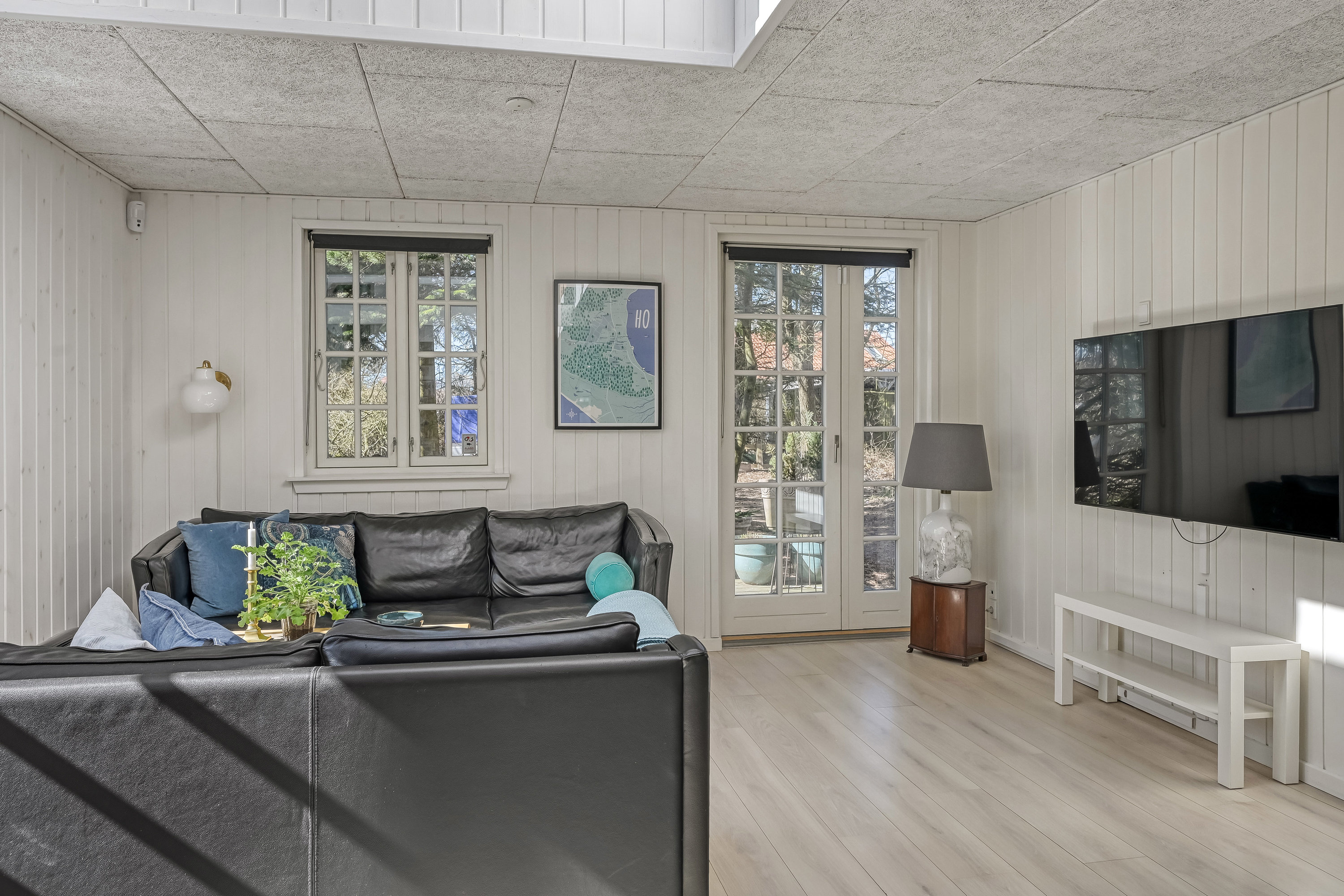 Fremhævet stue billede i fuldskærmstilstand. Billede af Sønderballevej 7, Ho, 6857 Blåvand