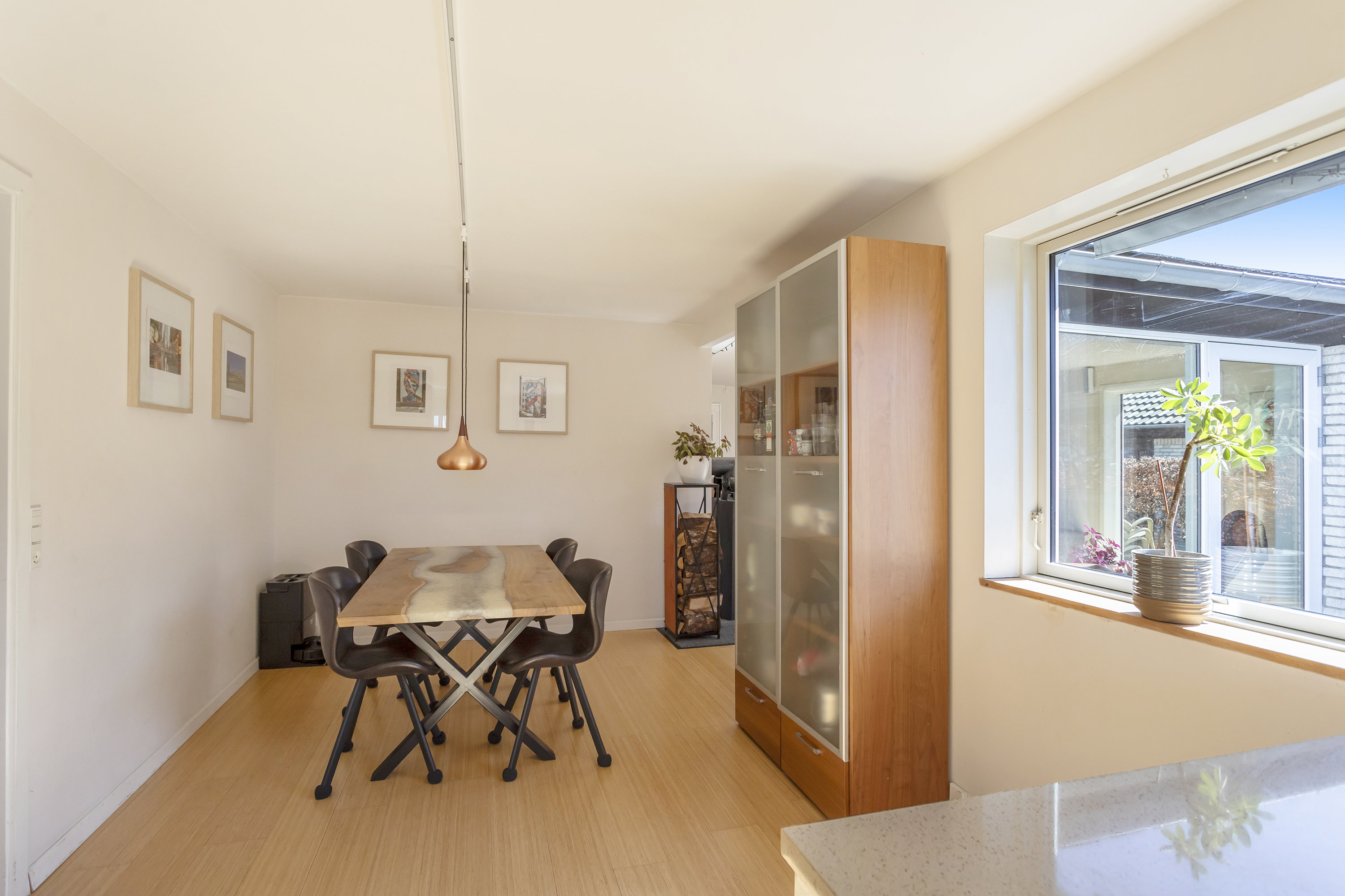 Fremhævet  billede i fuldskærmstilstand. Billede af Dueoddevej 6, 2770 Kastrup