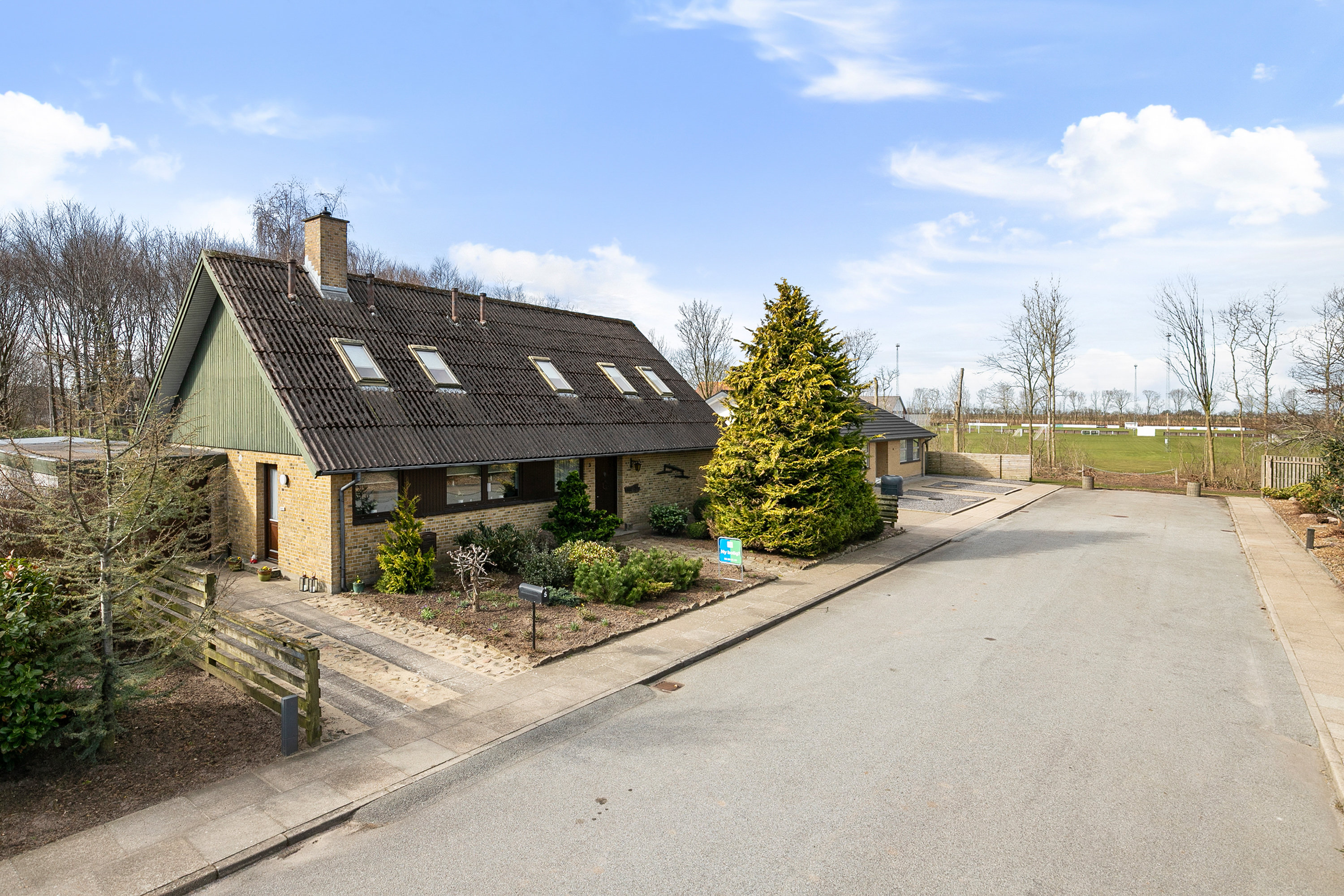 Forsytiavej 5, Serritslev, 9700 Brønderslev