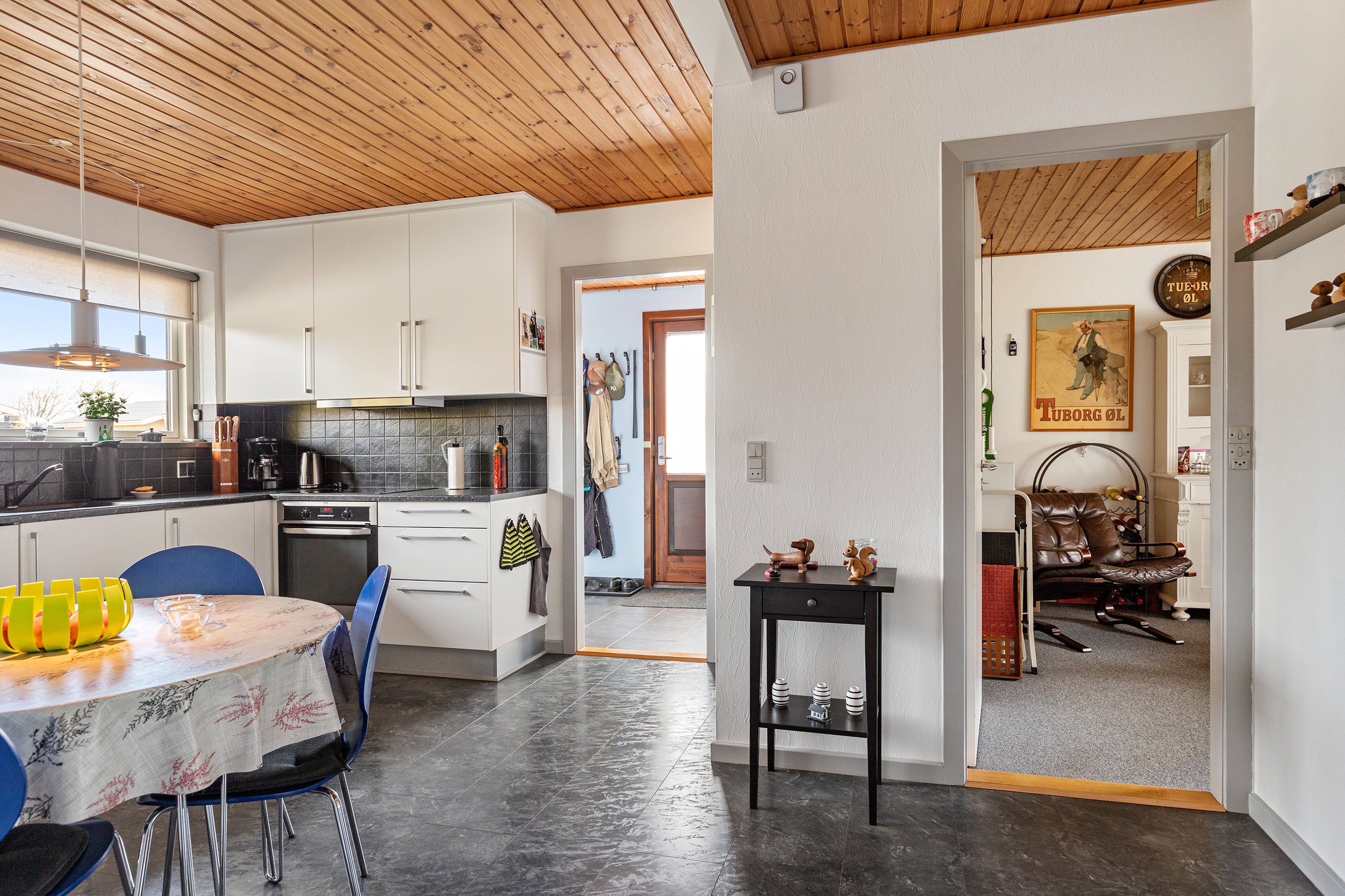 Fremhævet køkken billede i fuldskærmstilstand. Billede af Forsytiavej 5, Serritslev, 9700 Brønderslev