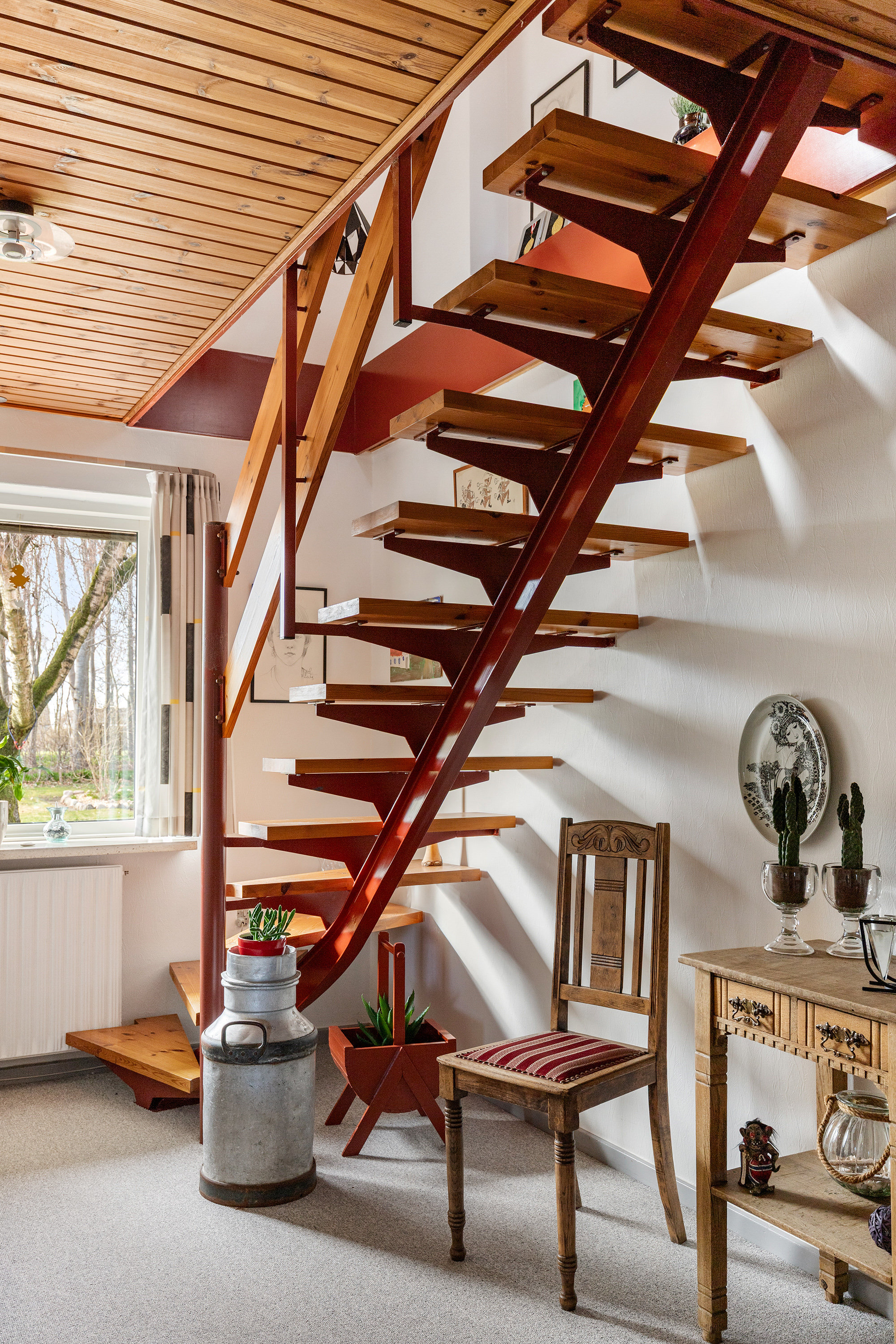 Fremhævet trappe billede i fuldskærmstilstand. Billede af Forsytiavej 5, Serritslev, 9700 Brønderslev