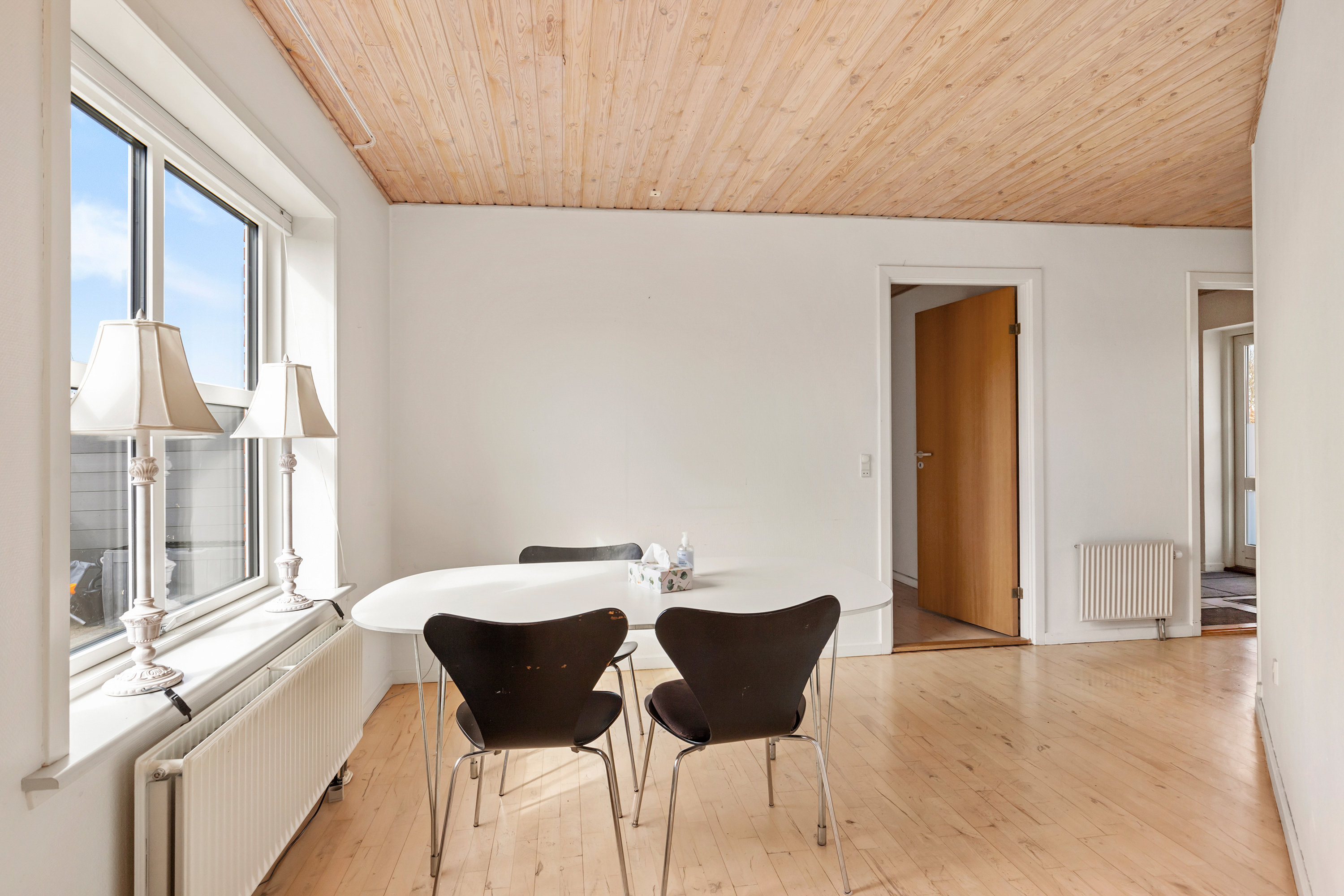 Fremhævet stue billede i fuldskærmstilstand. Billede af Tranebærvej 10B, 9440 Aabybro