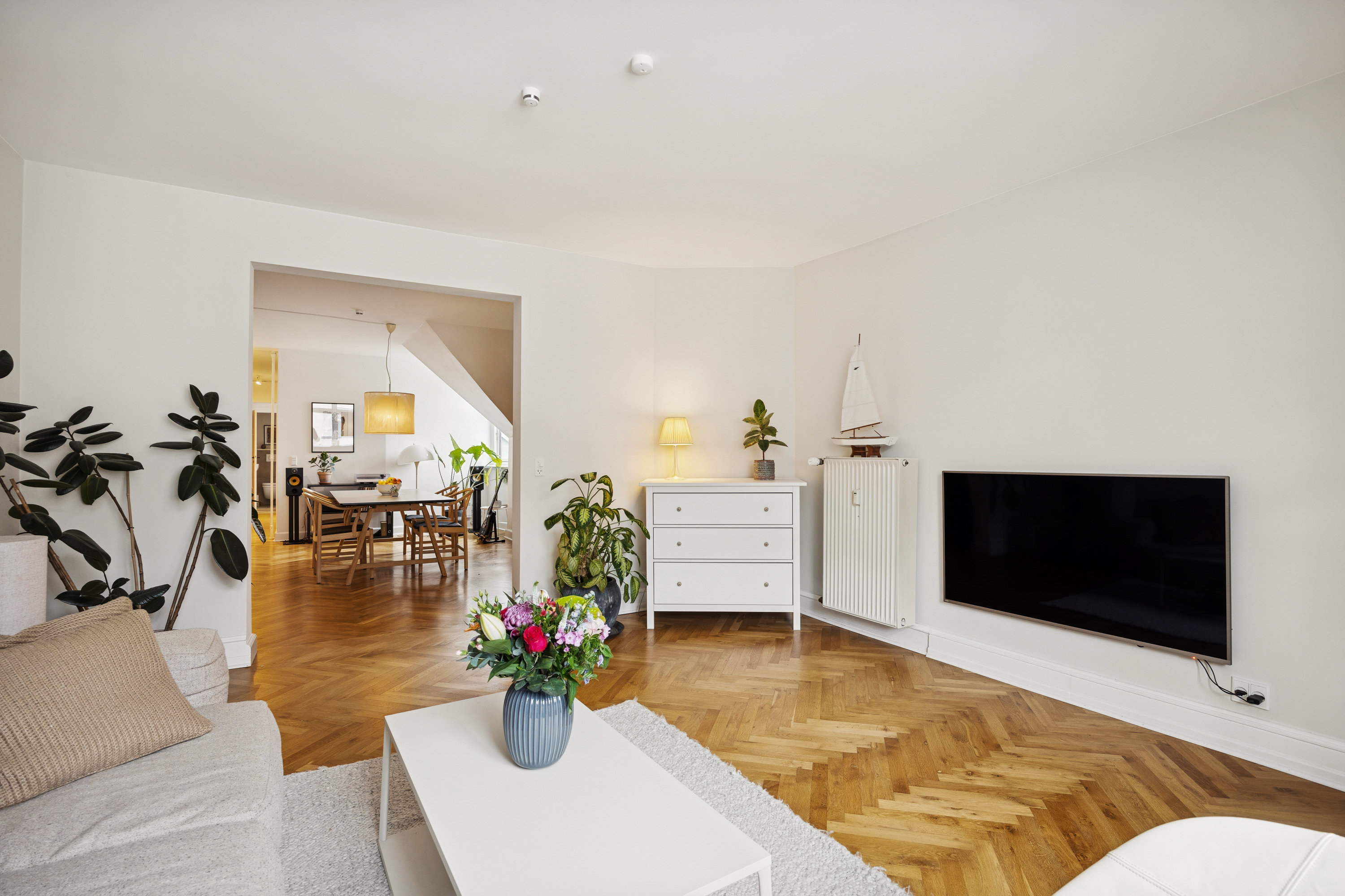 Fremhævet  billede i fuldskærmstilstand. Billede af Rosenørns Alle 65, 4. th., 1970 Frederiksberg C