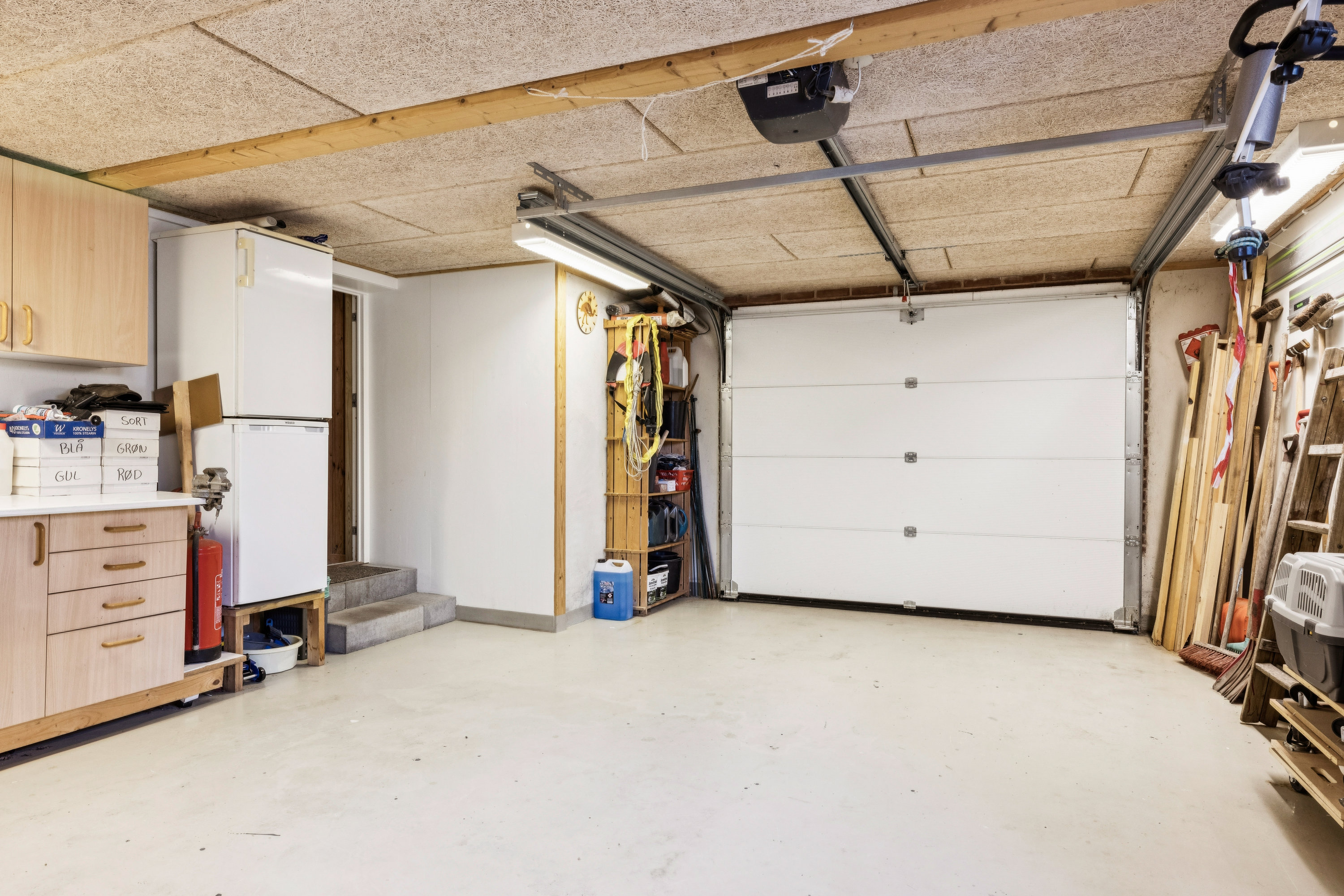 Fremhævet garage billede i fuldskærmstilstand. Billede af Vingevej 10, Ørum, 8830 Tjele