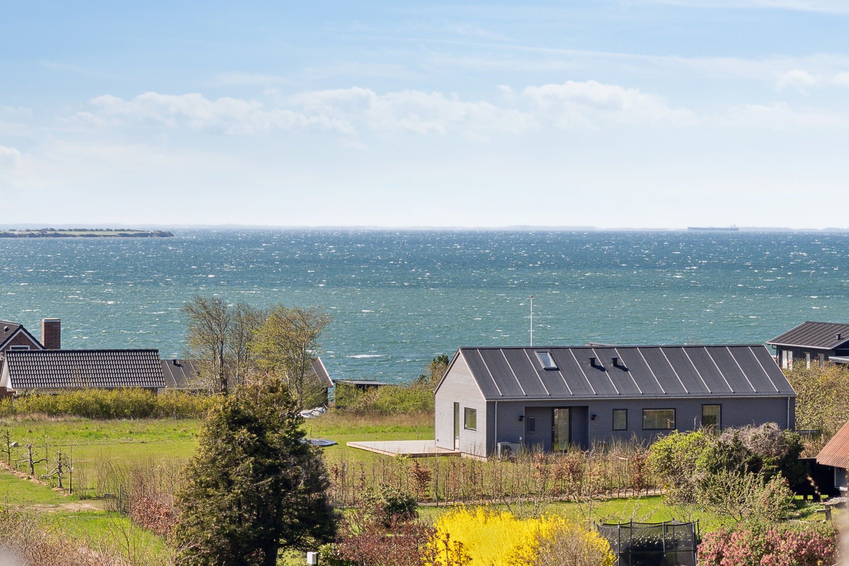 Fremhævet  billede i fuldskærmstilstand. Billede af Strandskrænten 32, 4400 Kalundborg