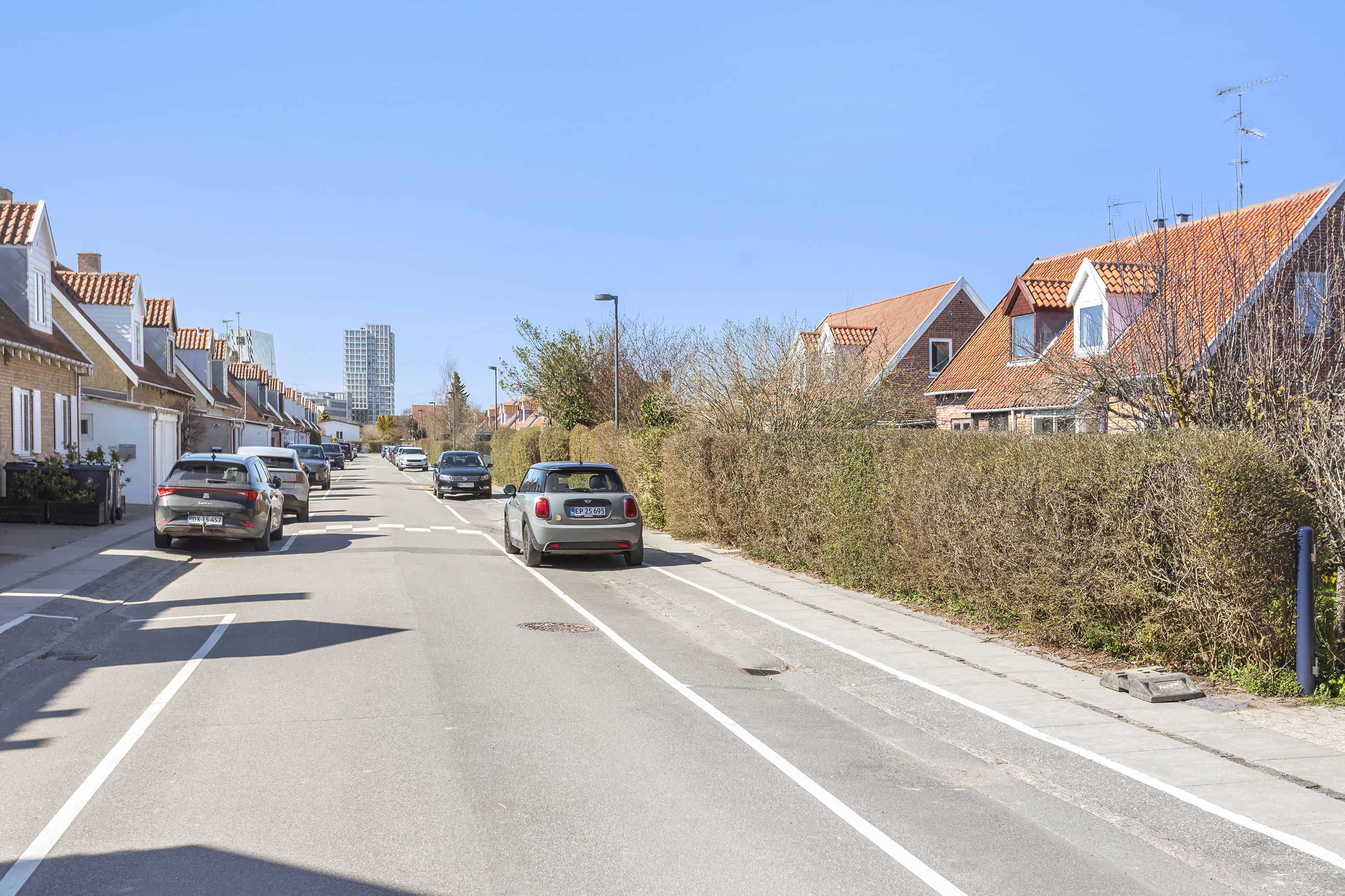 Fremhævet facade billede i fuldskærmstilstand. Billede af Grønagervej 37, 2300 København S