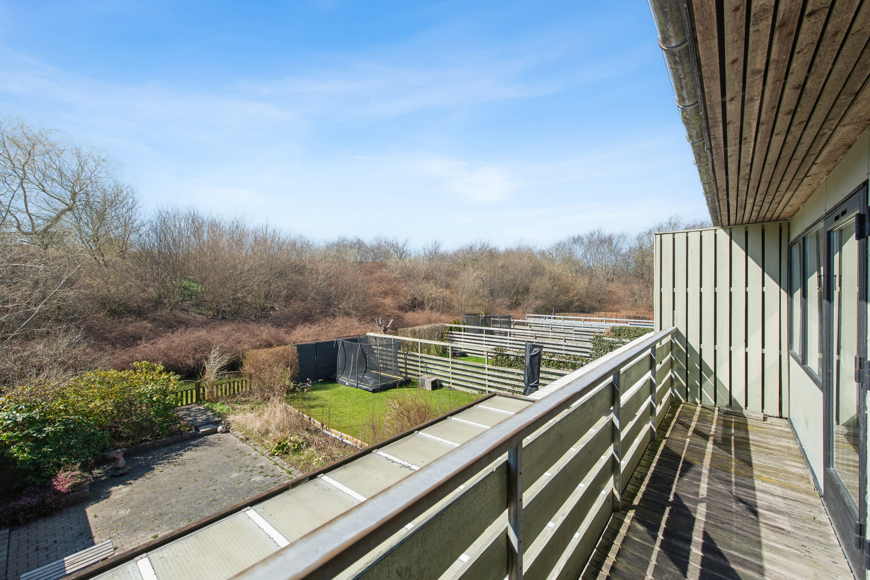 Fremhævet altan billede i fuldskærmstilstand. Billede af Blåhegnet 52, 2670 Greve