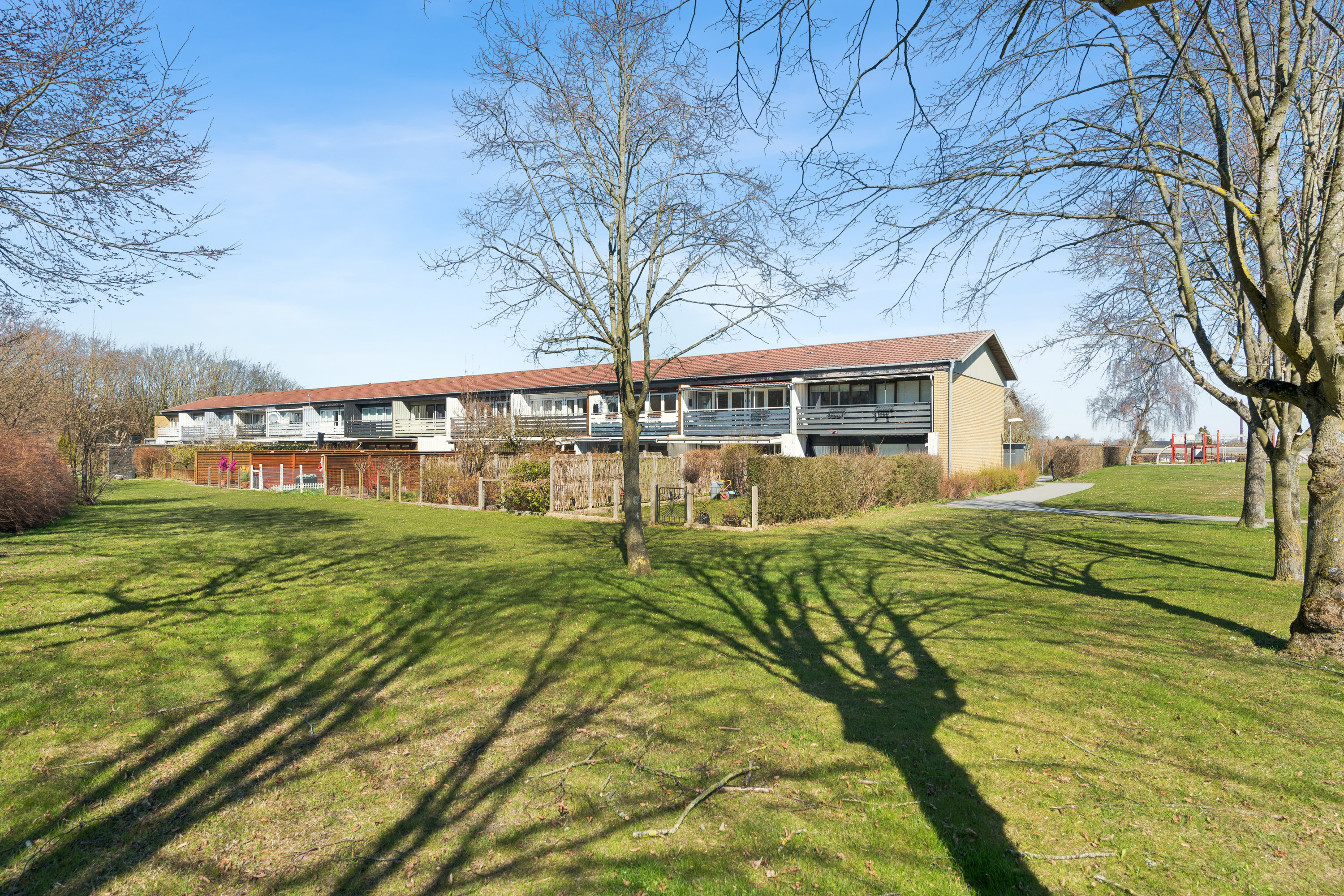 Fremhævet området billede i fuldskærmstilstand. Billede af Blåhegnet 52, 2670 Greve