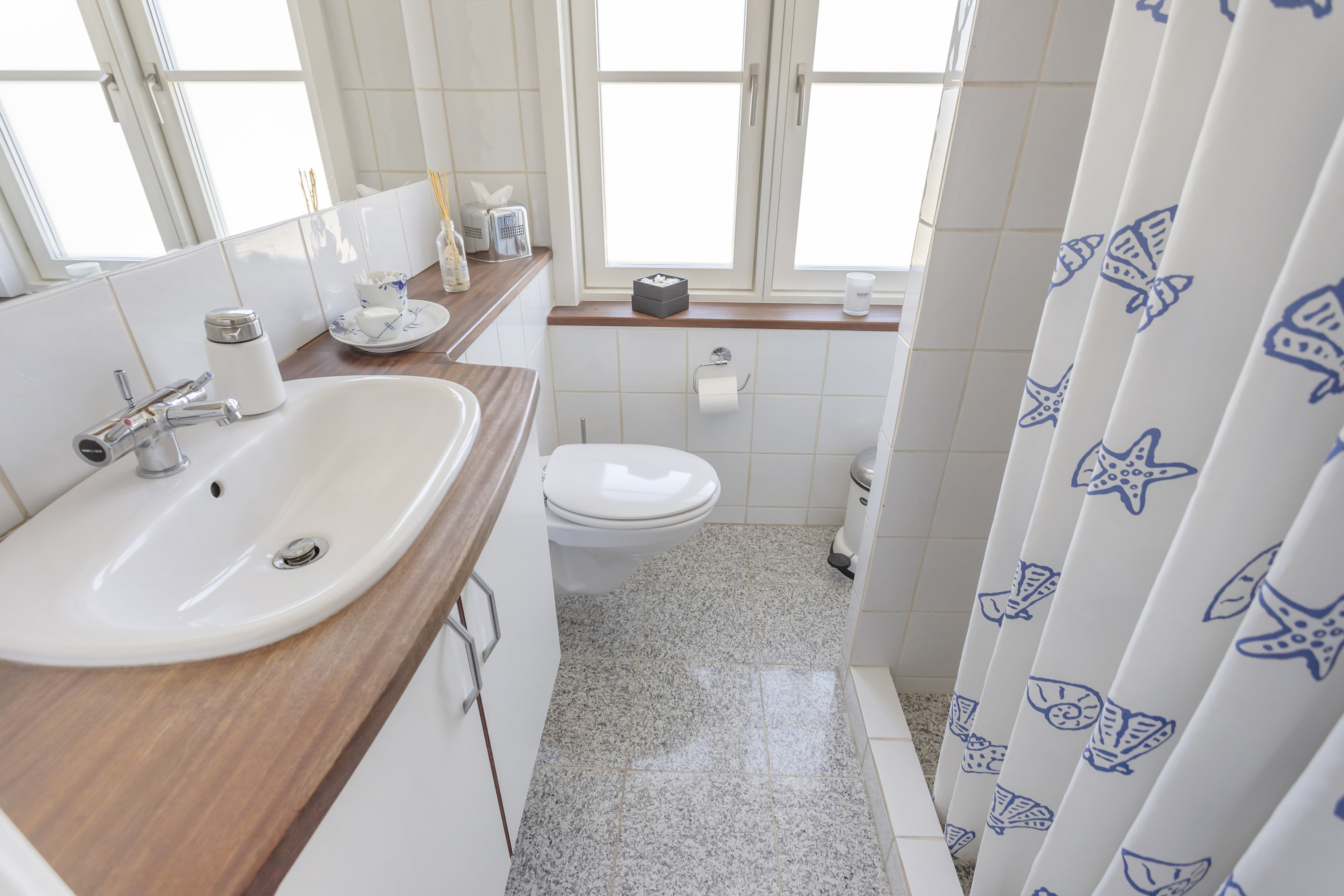 Fremhævet badeværelse billede i fuldskærmstilstand. Billede af Grønagervej 37, 2300 København S