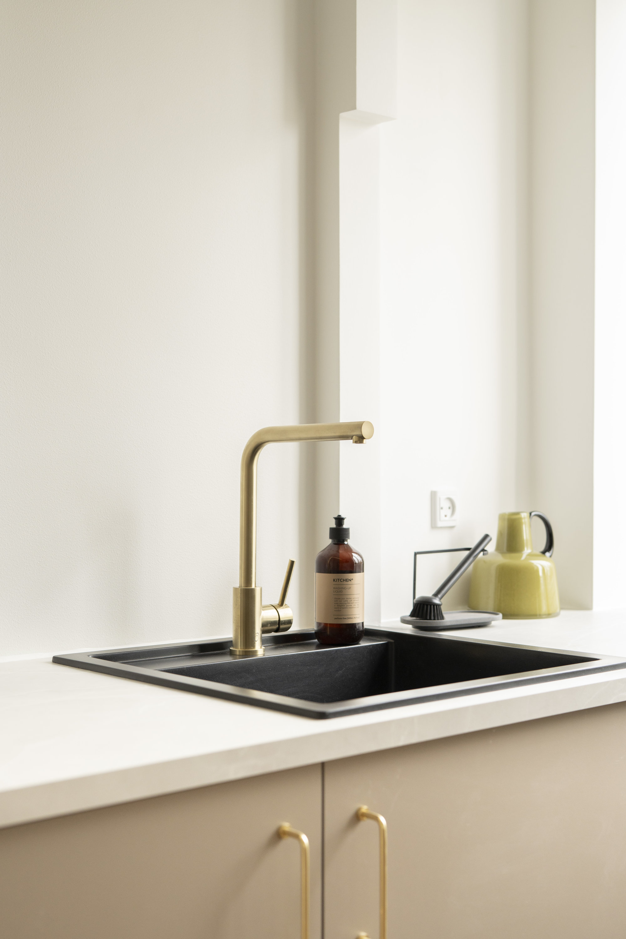 Fremhævet køkken billede i fuldskærmstilstand. Billede af Højagerparken 12, st.. tv., 2750 Ballerup