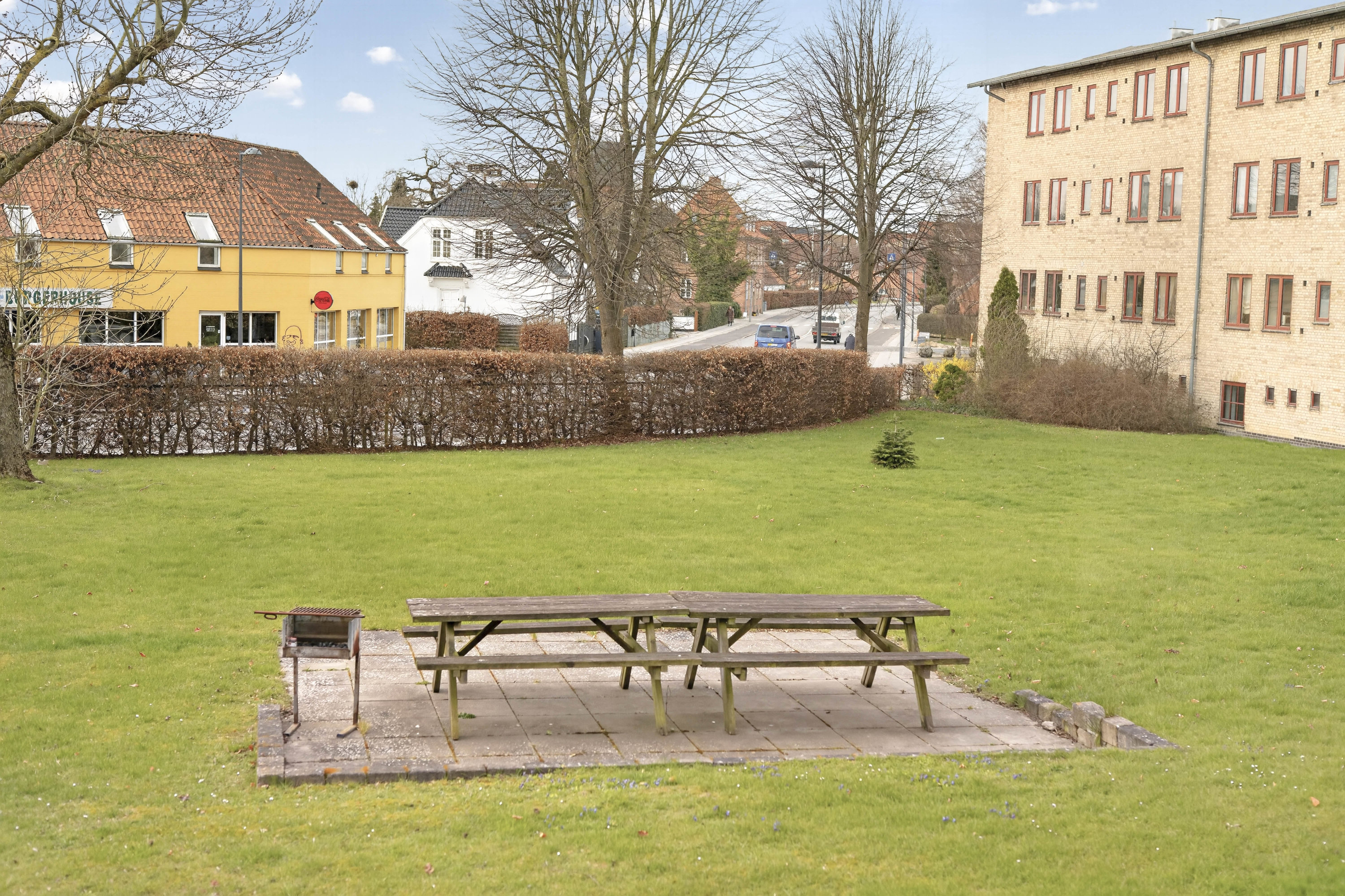 Fremhævet gårdmiljø billede i fuldskærmstilstand. Billede af Højagerparken 12, st.. tv., 2750 Ballerup