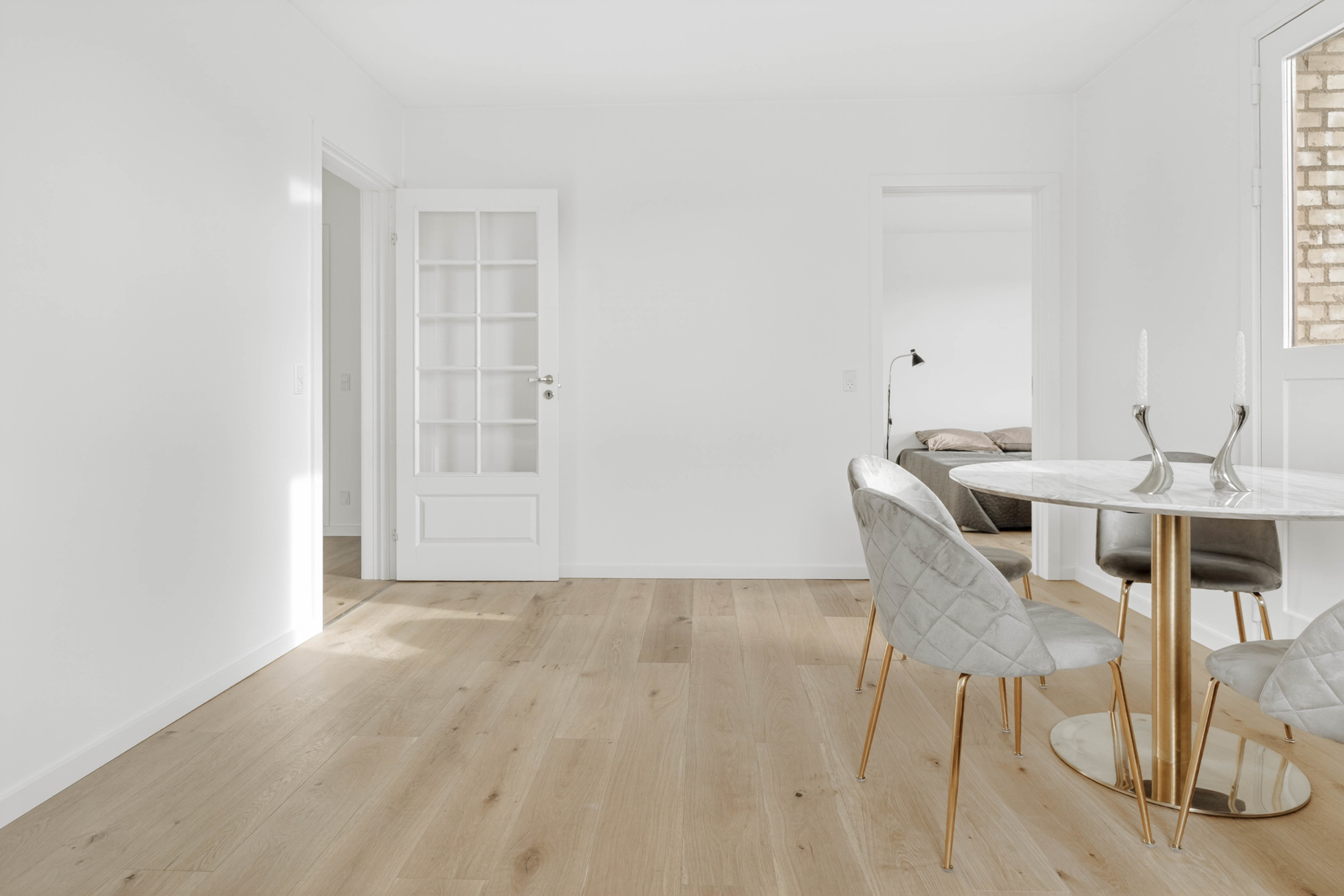 Fremhævet stue billede i fuldskærmstilstand. Billede af Højagerparken 12, st.. tv., 2750 Ballerup