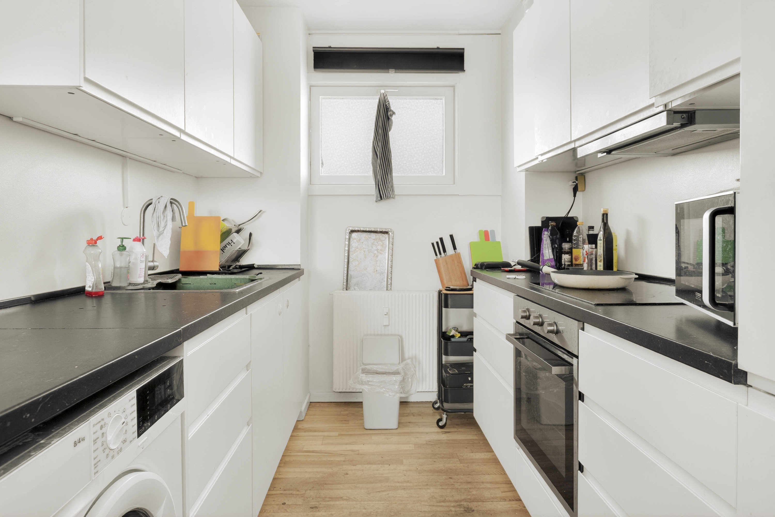 Fremhævet køkken billede i fuldskærmstilstand. Billede af Højagerparken 9, 2., 2750 Ballerup