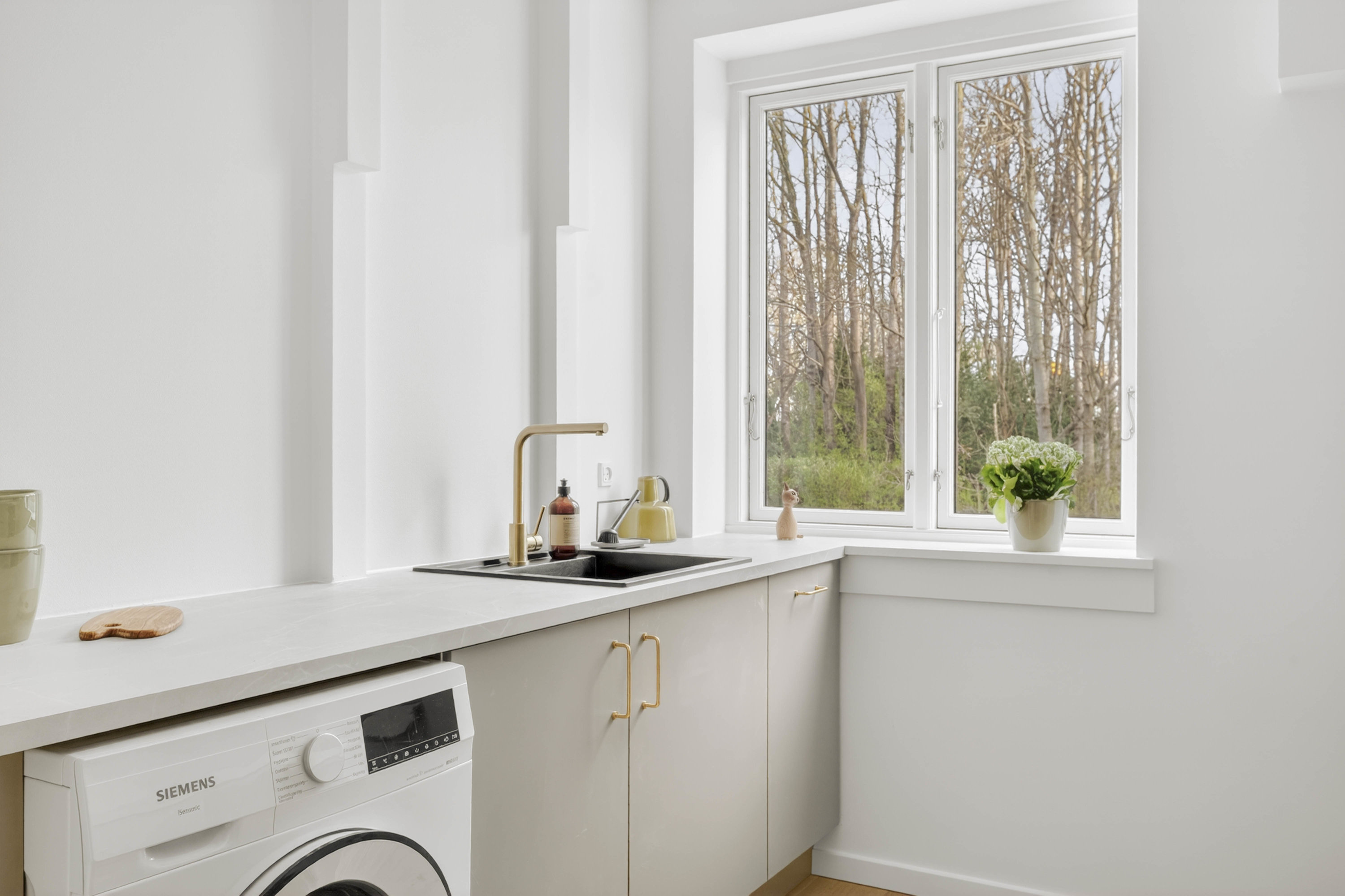 Fremhævet køkken billede i fuldskærmstilstand. Billede af Højagerparken 12, st.. tv., 2750 Ballerup