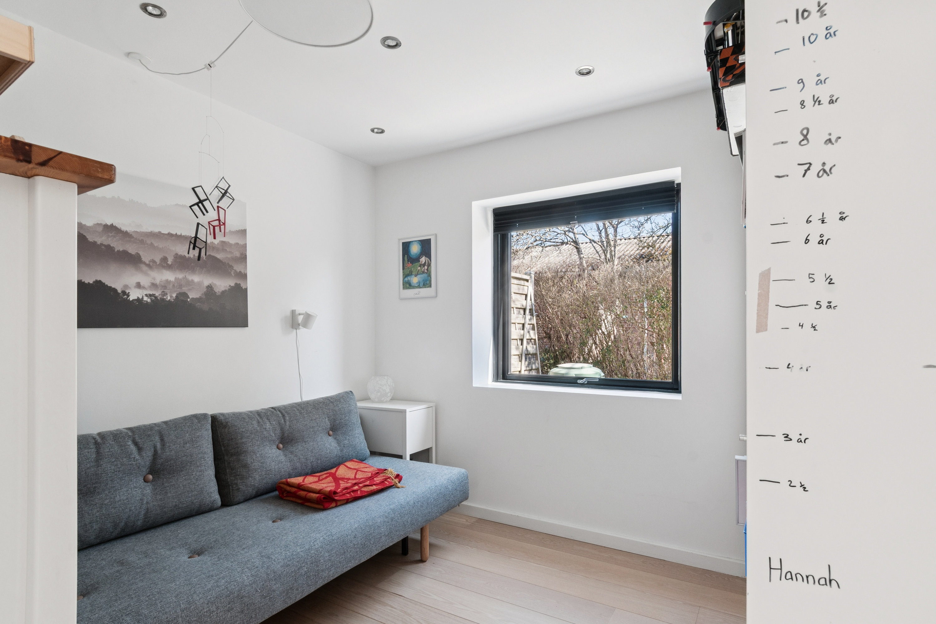 Fremhævet værelse billede i fuldskærmstilstand. Billede af Dagebøl Alle 7, 2770 Kastrup