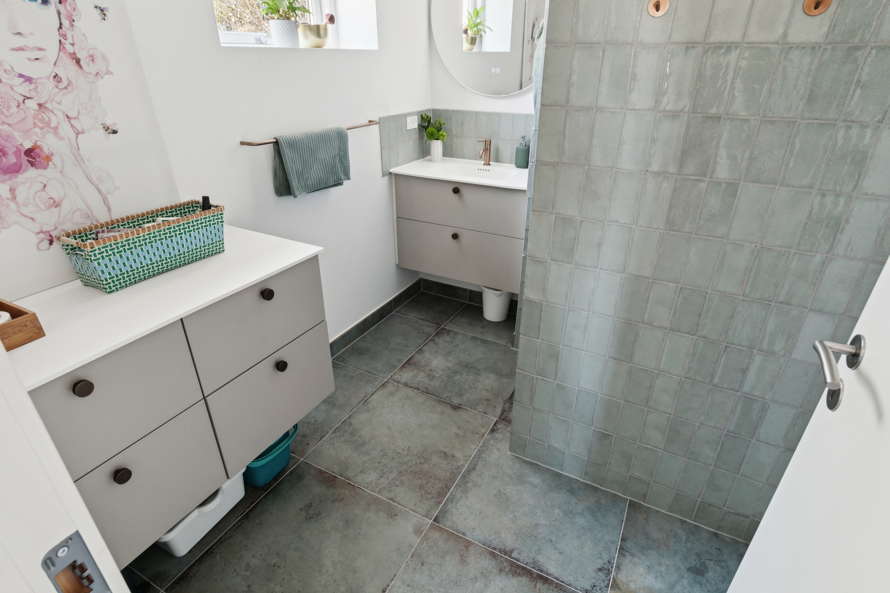 Fremhævet badeværelse billede i fuldskærmstilstand. Billede af Dagebøl Alle 7, 2770 Kastrup