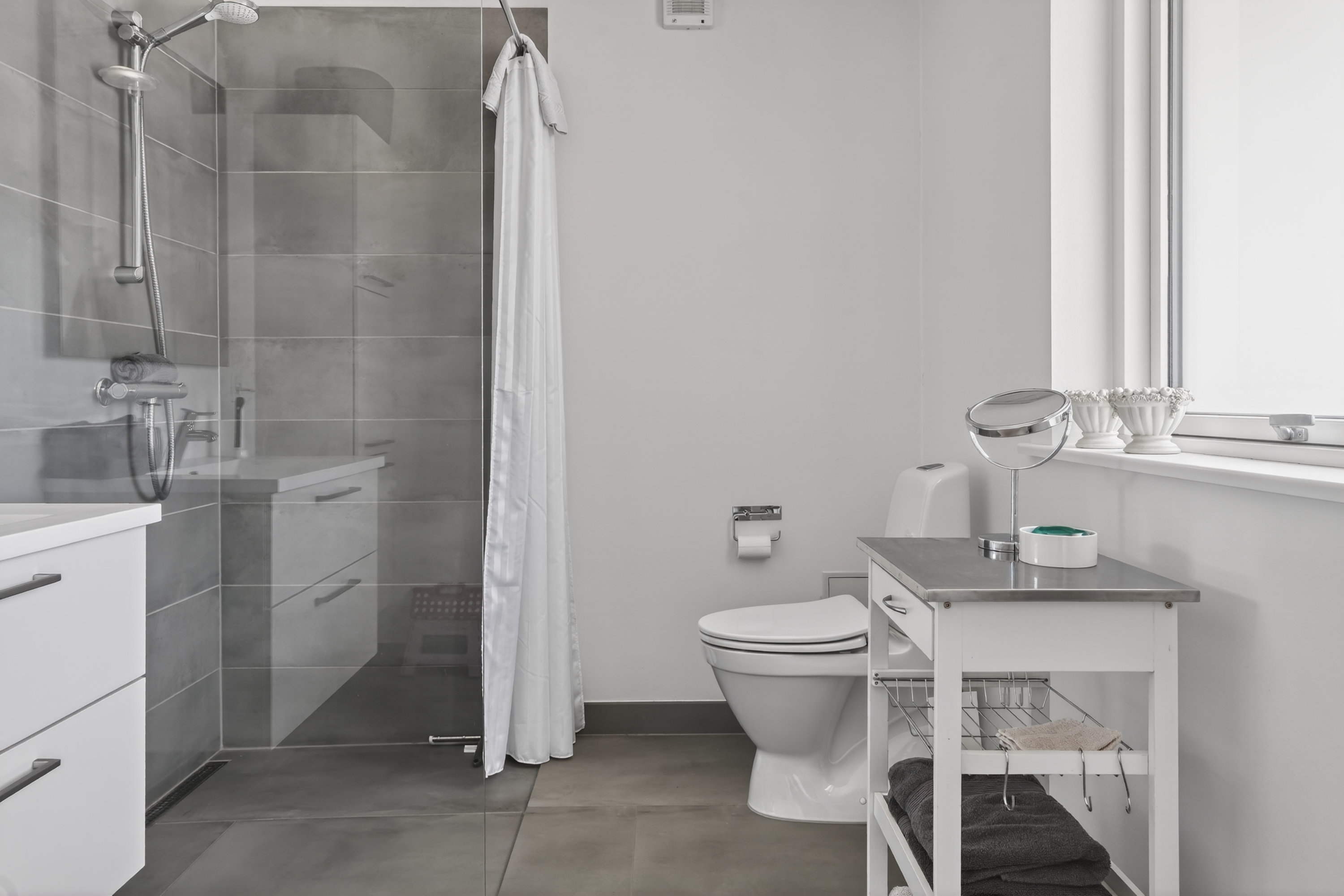 Fremhævet badeværelse billede i fuldskærmstilstand. Billede af Thorsvej 62, Vester Lyng, 4500 Nykøbing Sj