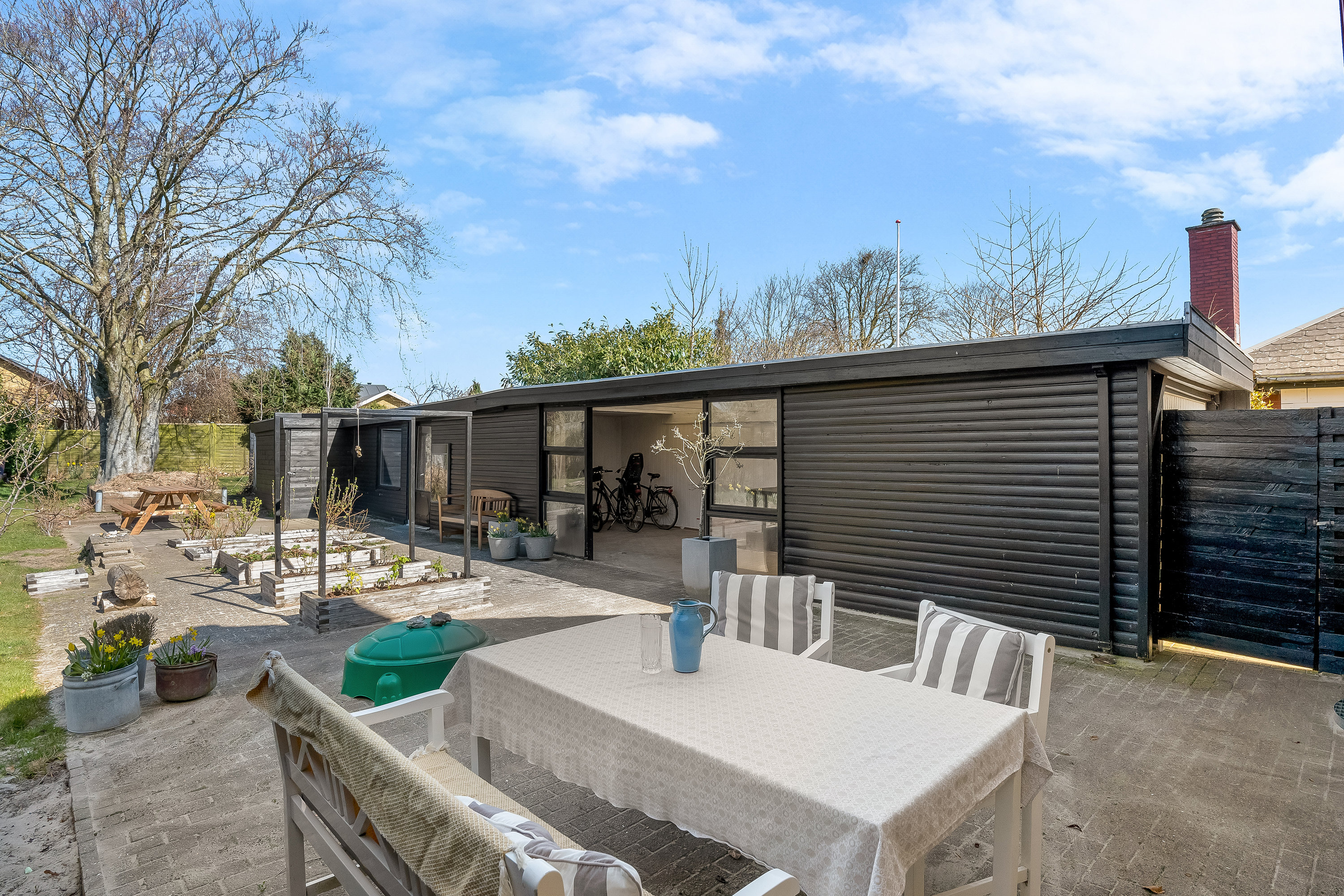 Fremhævet terrasse billede i fuldskærmstilstand. Billede af Kingosvej 13, 6800 Varde