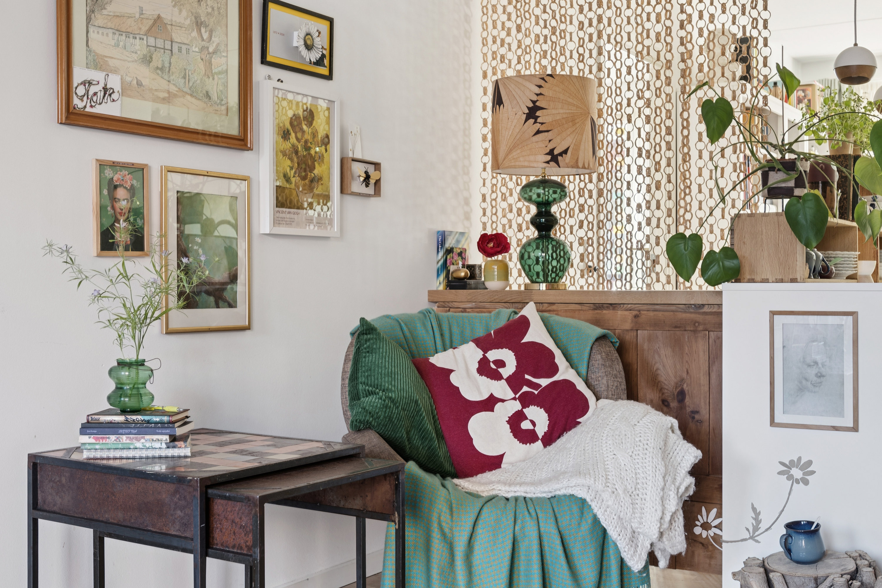 Fremhævet stue billede i fuldskærmstilstand. Billede af Kongeæblevej 7, 1. th., 2500 Valby