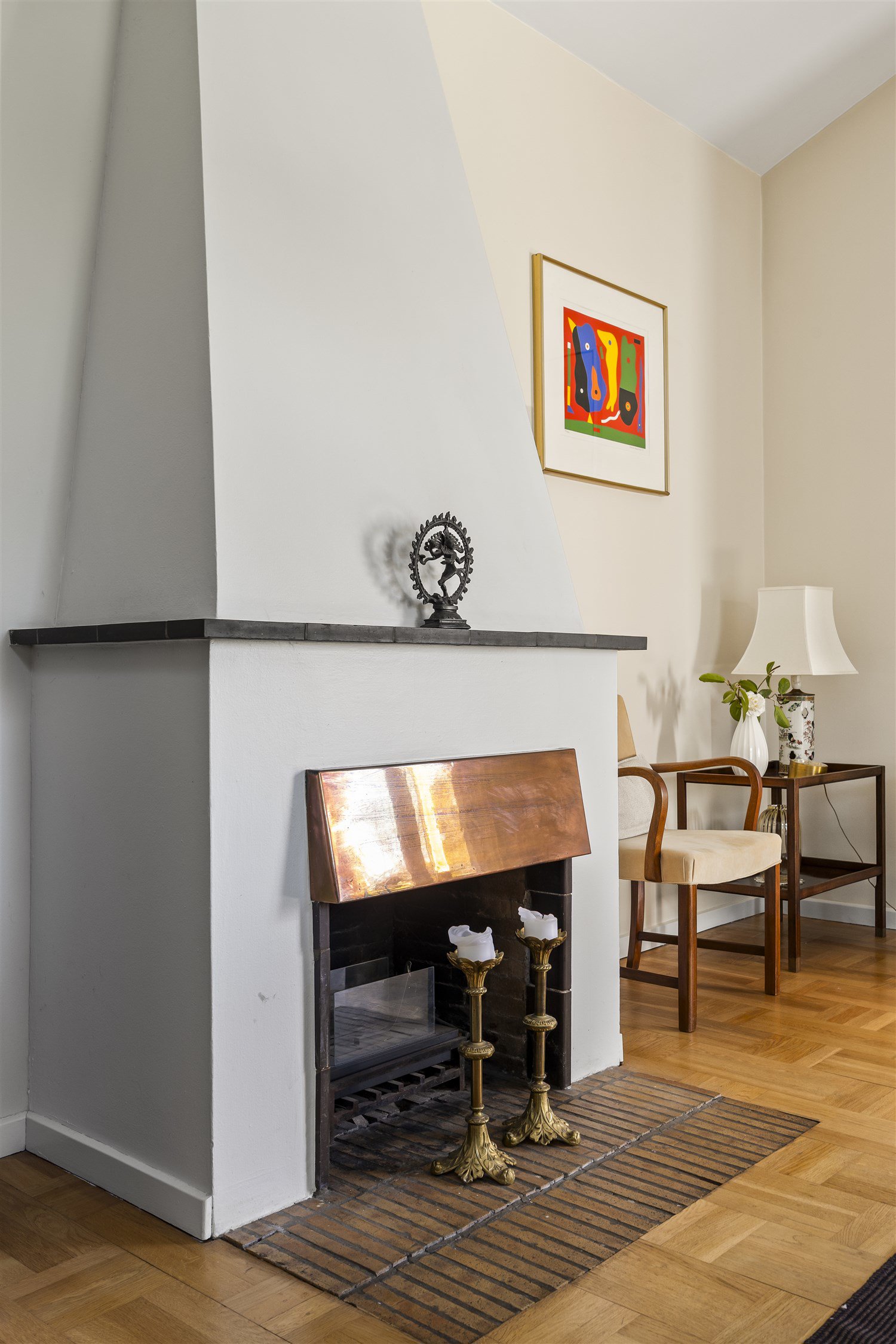 Fremhævet åben pejs, spisestue billede i fuldskærmstilstand. Billede af Prins Valdemars Vej 27, 2820 Gentofte