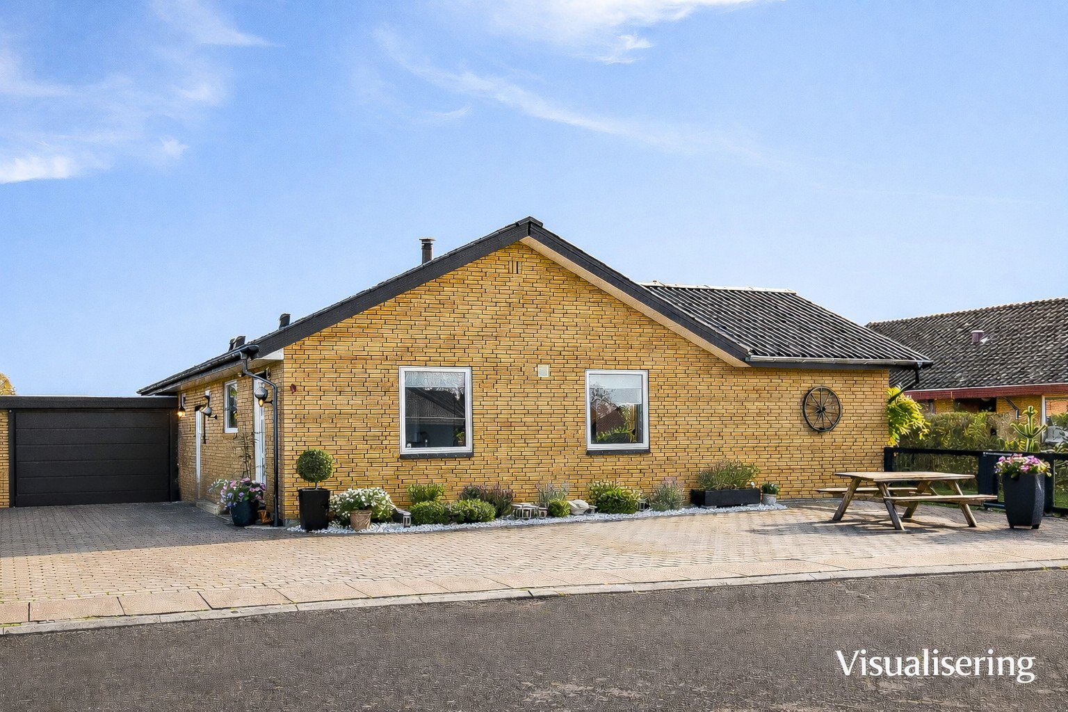 Fremhævet  billede i fuldskærmstilstand. Billede af Jættehøj 6, 6640 Lunderskov