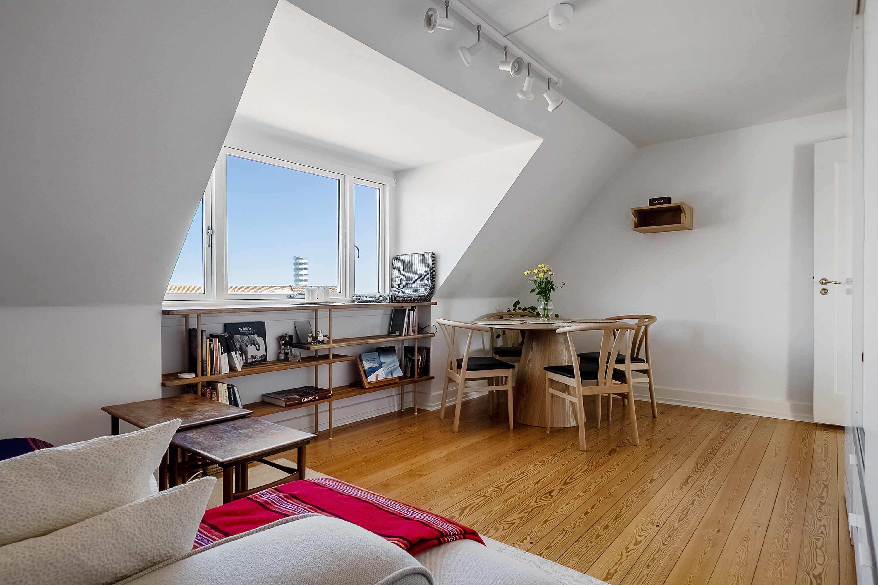 Fremhævet stue billede i fuldskærmstilstand. Billede af Ivar Huitfeldts Gade 25, 4. th., Trøjborg, 8200 Aarhus N