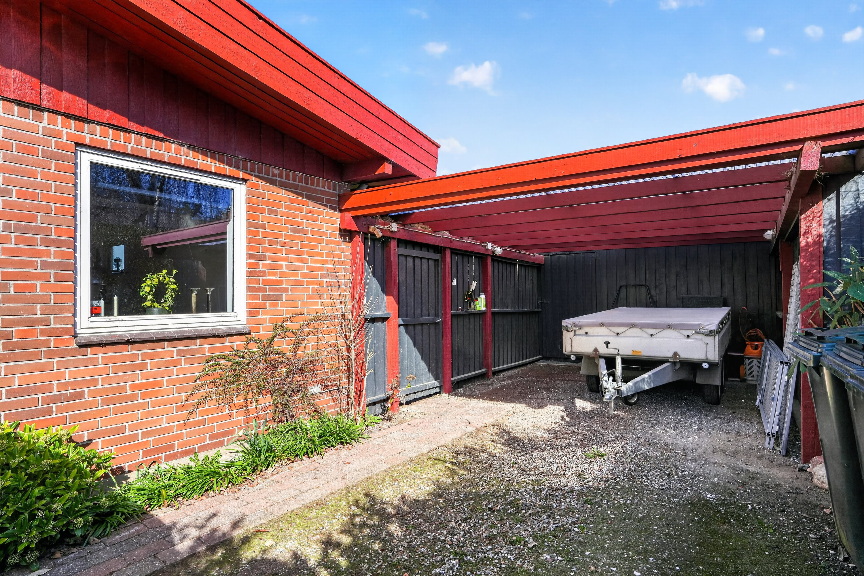 Fremhævet kontor billede i fuldskærmstilstand. Billede af Gl Nykøbingvej 125, Svinninge, 4572 Nørre Asmindrup