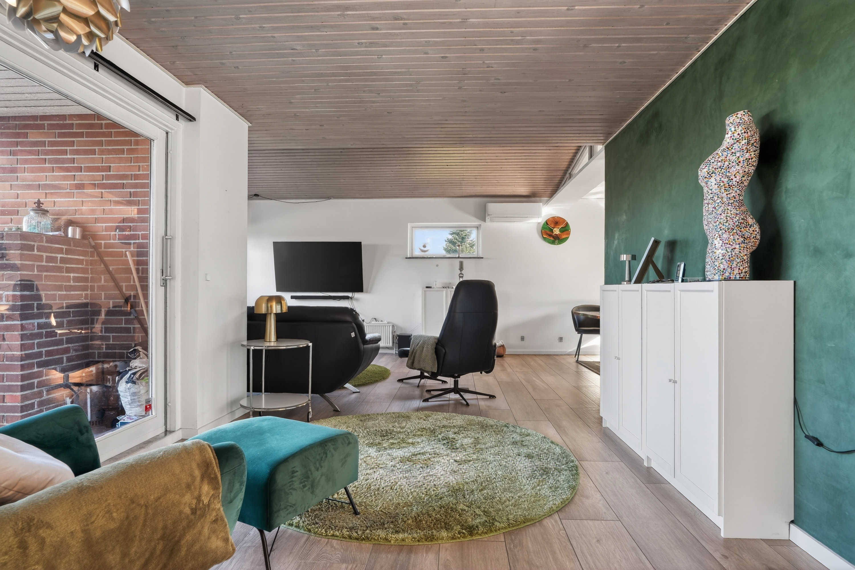 Fremhævet stue billede i fuldskærmstilstand. Billede af Gl Nykøbingvej 125, Svinninge, 4572 Nørre Asmindrup