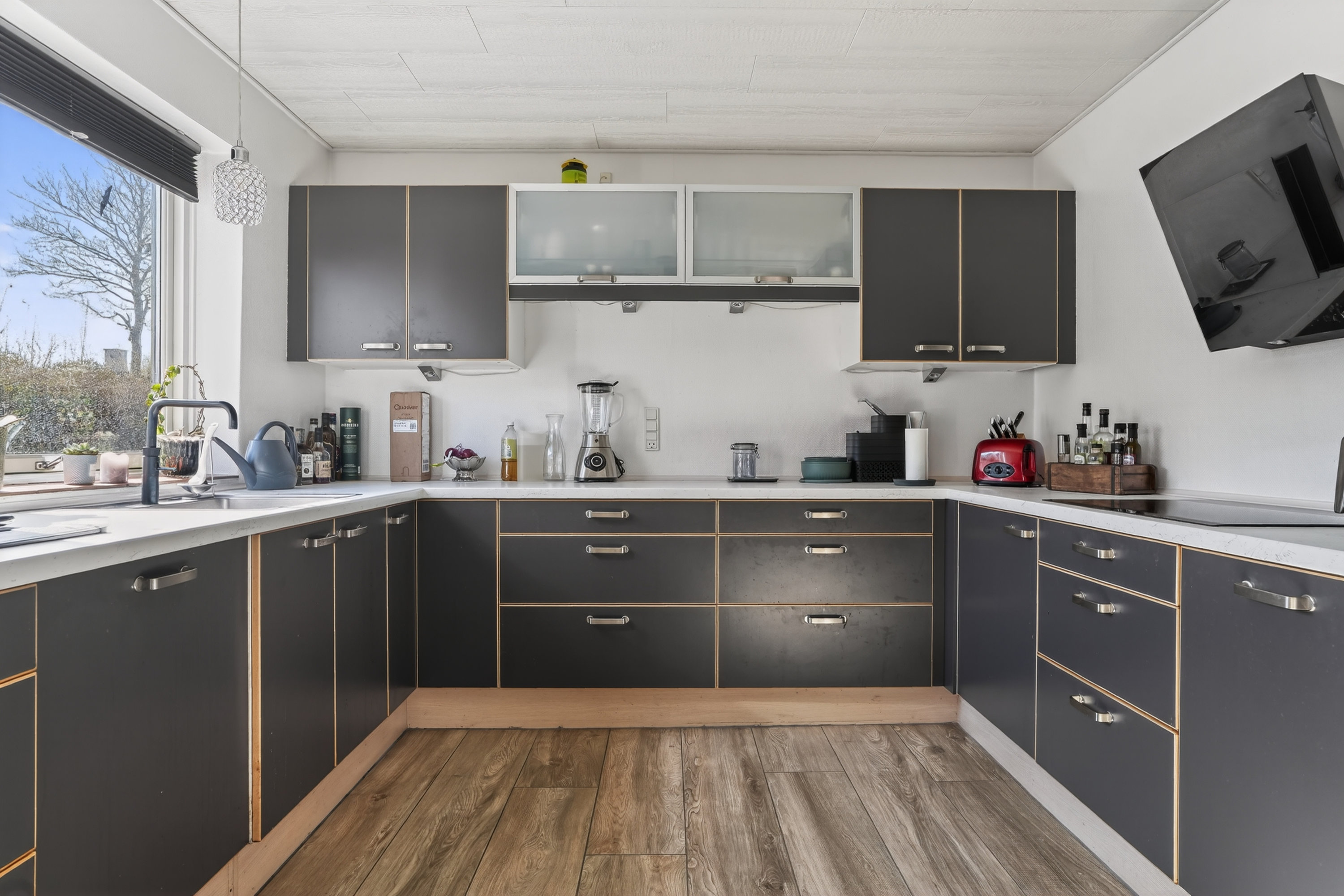 Fremhævet køkken billede i fuldskærmstilstand. Billede af Gl Nykøbingvej 125, Svinninge, 4572 Nørre Asmindrup