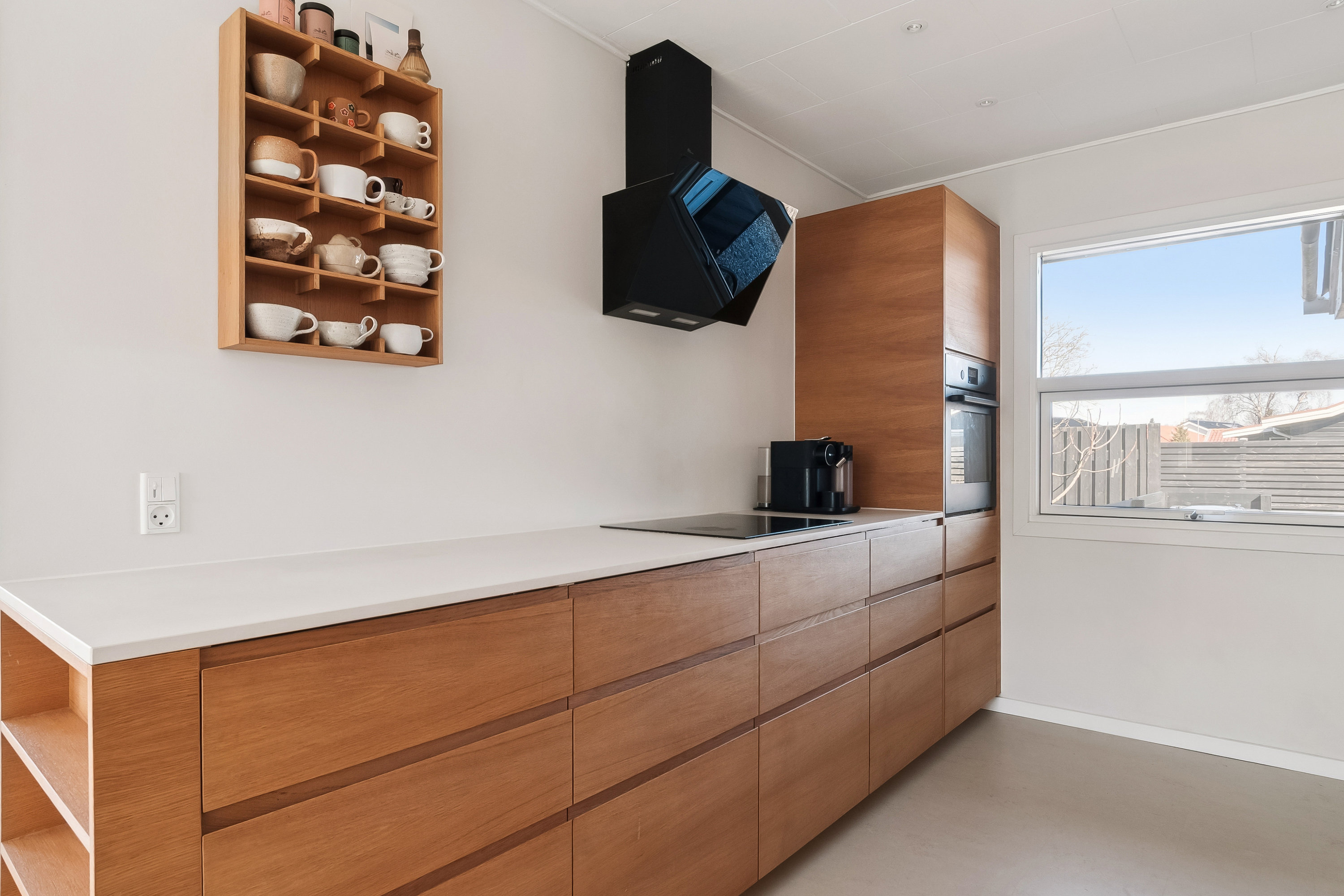 Fremhævet køkken billede i fuldskærmstilstand. Billede af Marslevvej 2, 2770 Kastrup