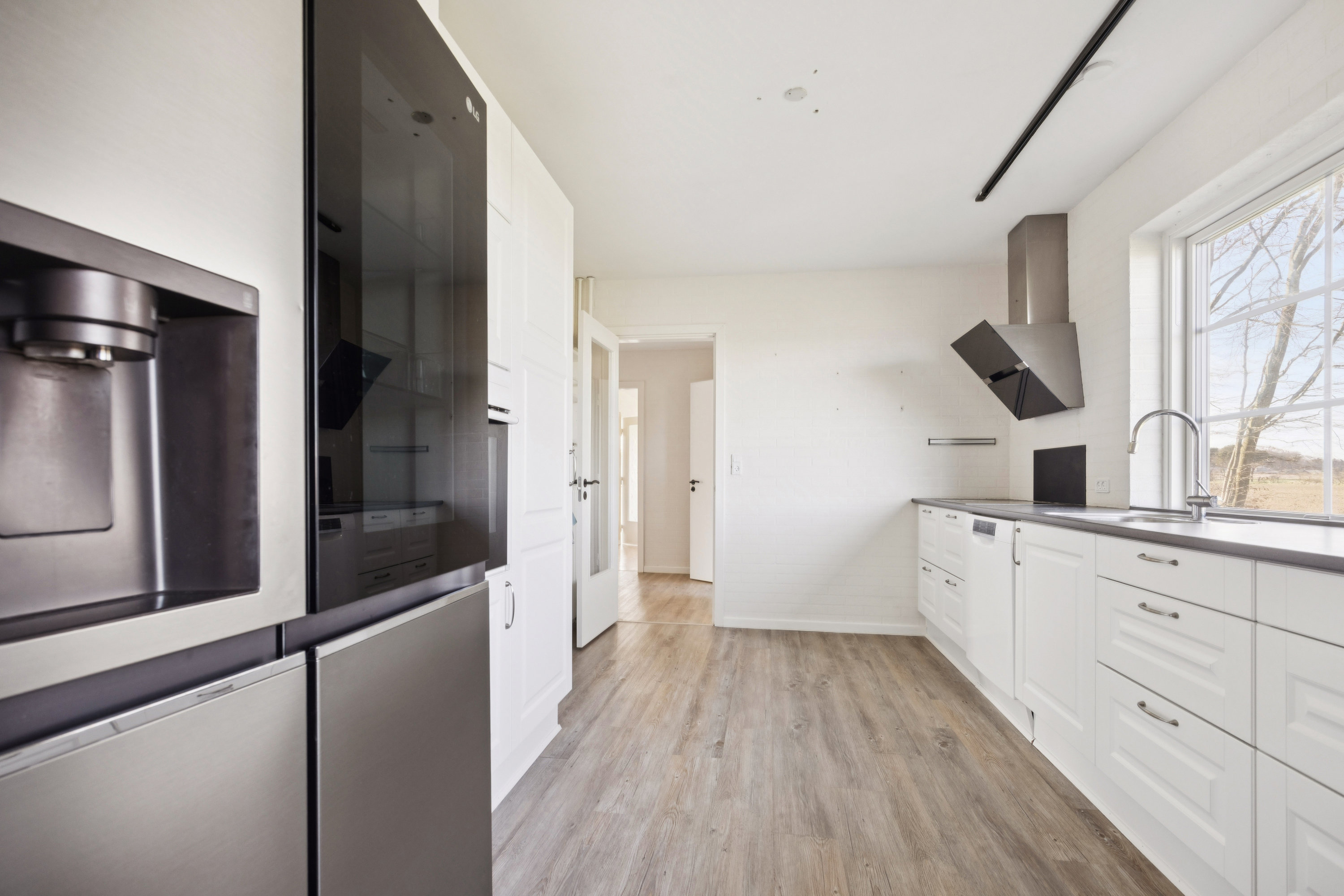 Fremhævet køkken billede i fuldskærmstilstand. Billede af Uggerhalnevej 75, Grindsted, 9310 Vodskov