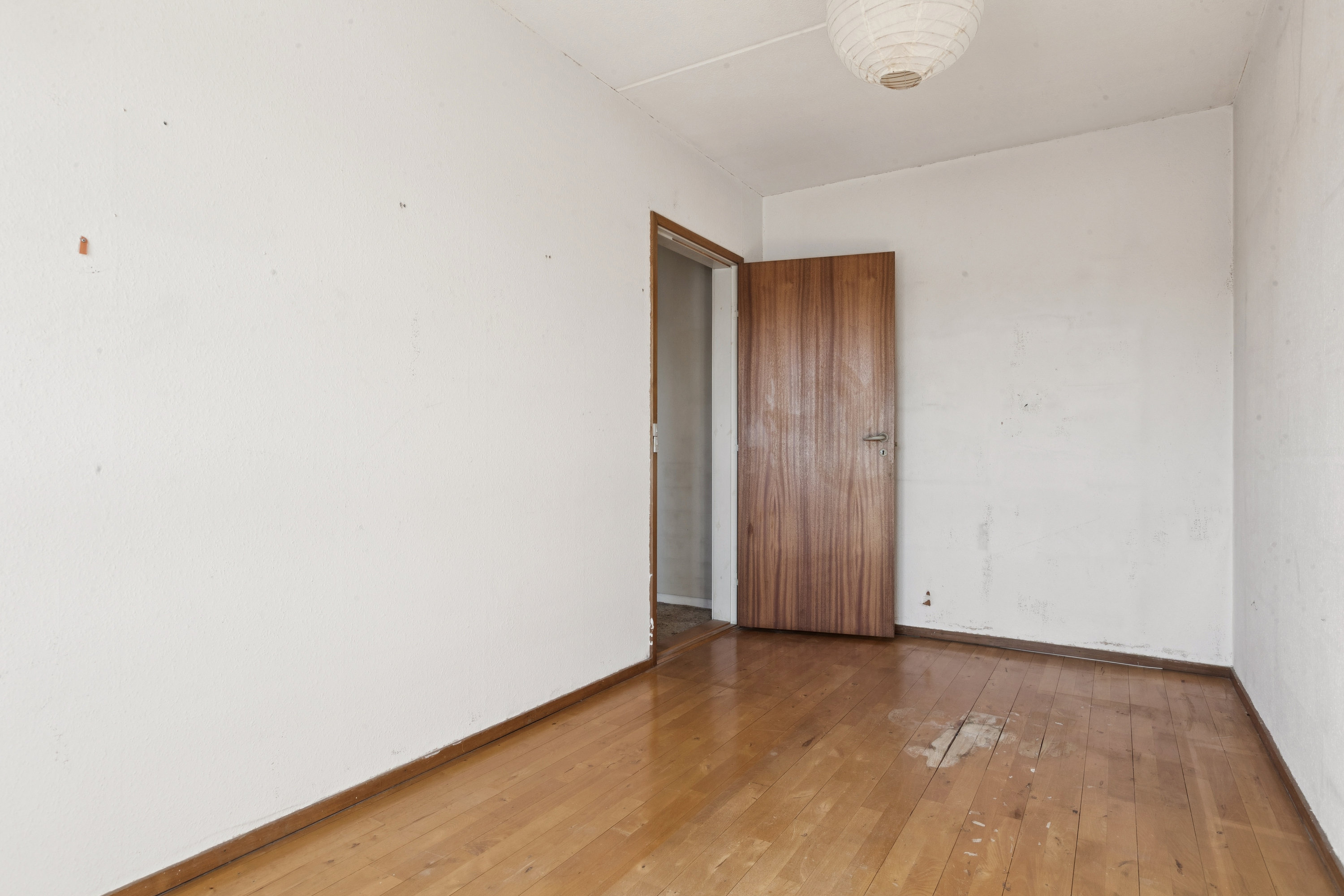 Fremhævet stue billede i fuldskærmstilstand. Billede af Vejlegårdsparken 88, 2. tv., 2665 Vallensbæk Strand