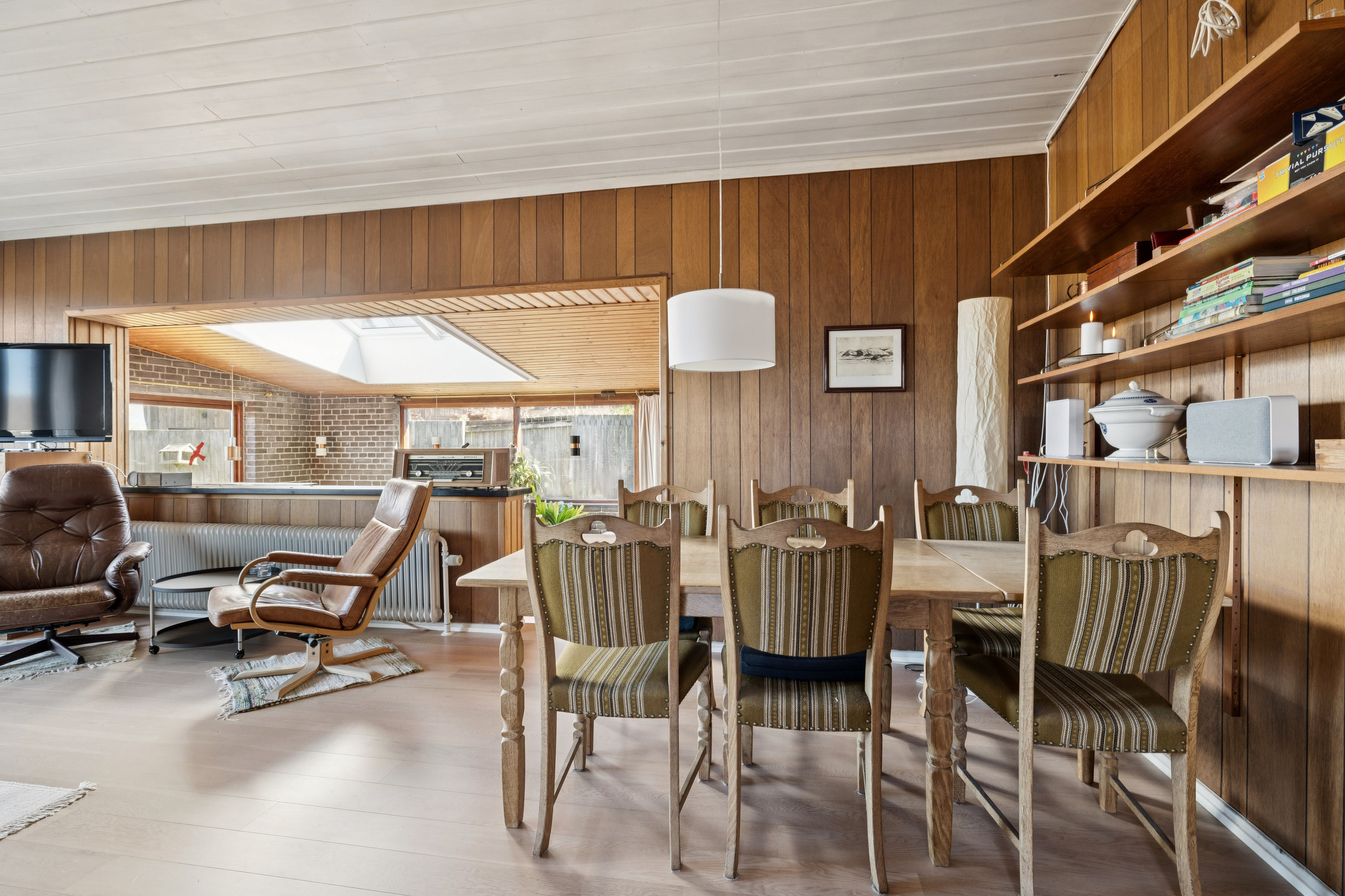 Fremhævet stue billede i fuldskærmstilstand. Billede af Høgevej 3, 9560 Hadsund