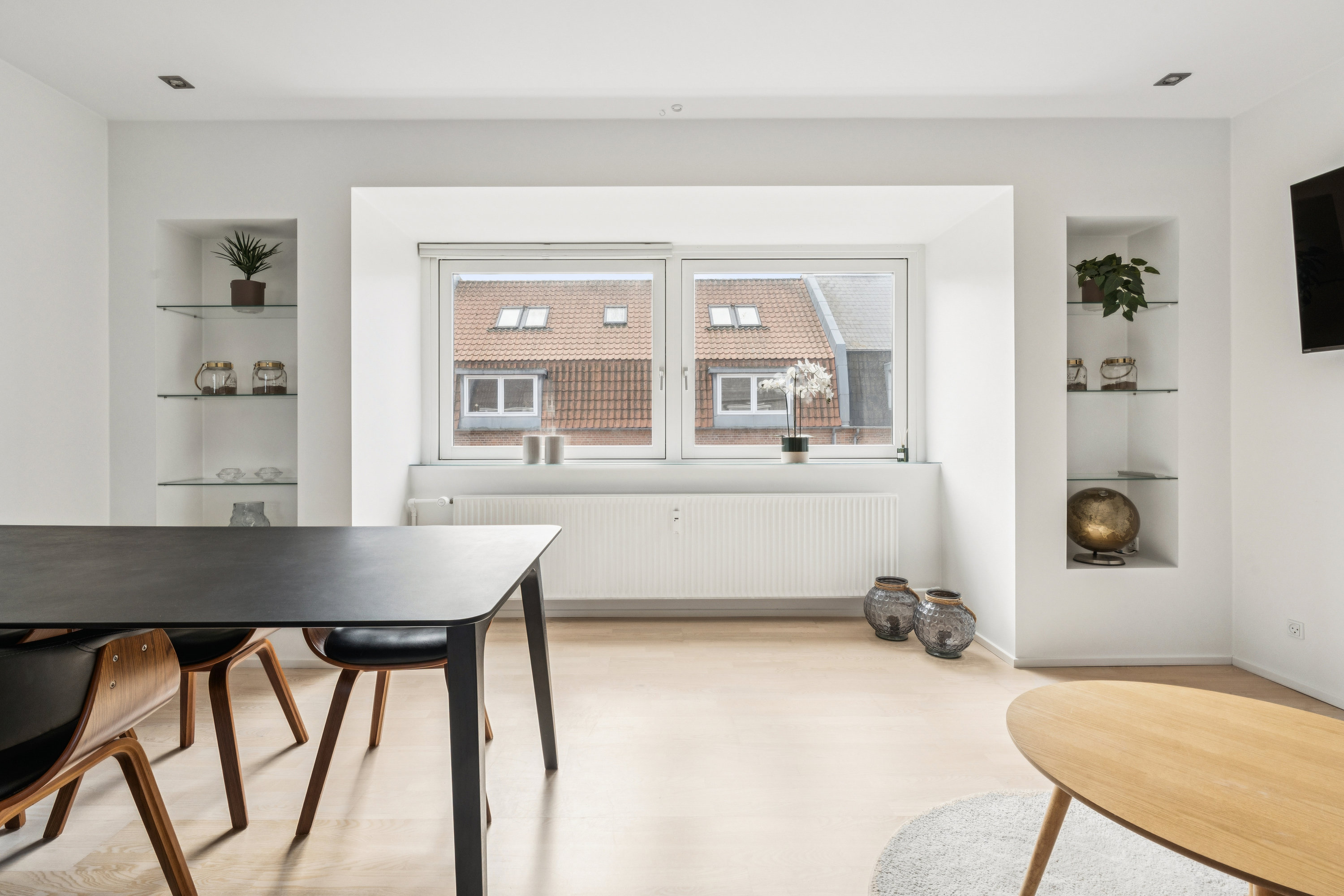 Fremhævet stue billede i fuldskærmstilstand. Billede af Herluf Trolles Gade 32, 3. tv., 9000 Aalborg