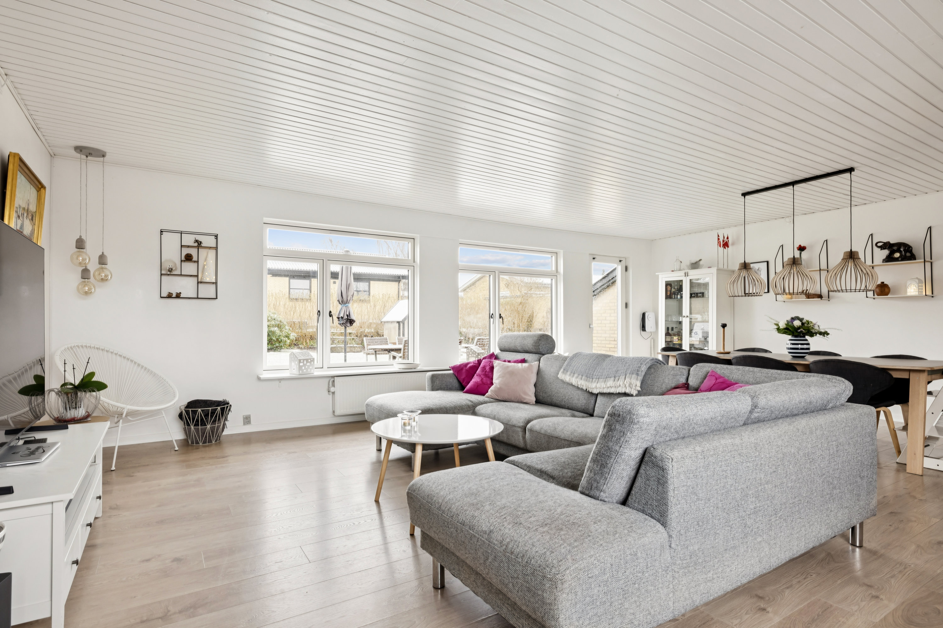 Fremhævet stue billede i fuldskærmstilstand. Billede af Kirkevej 13, 7850 Stoholm Jyll