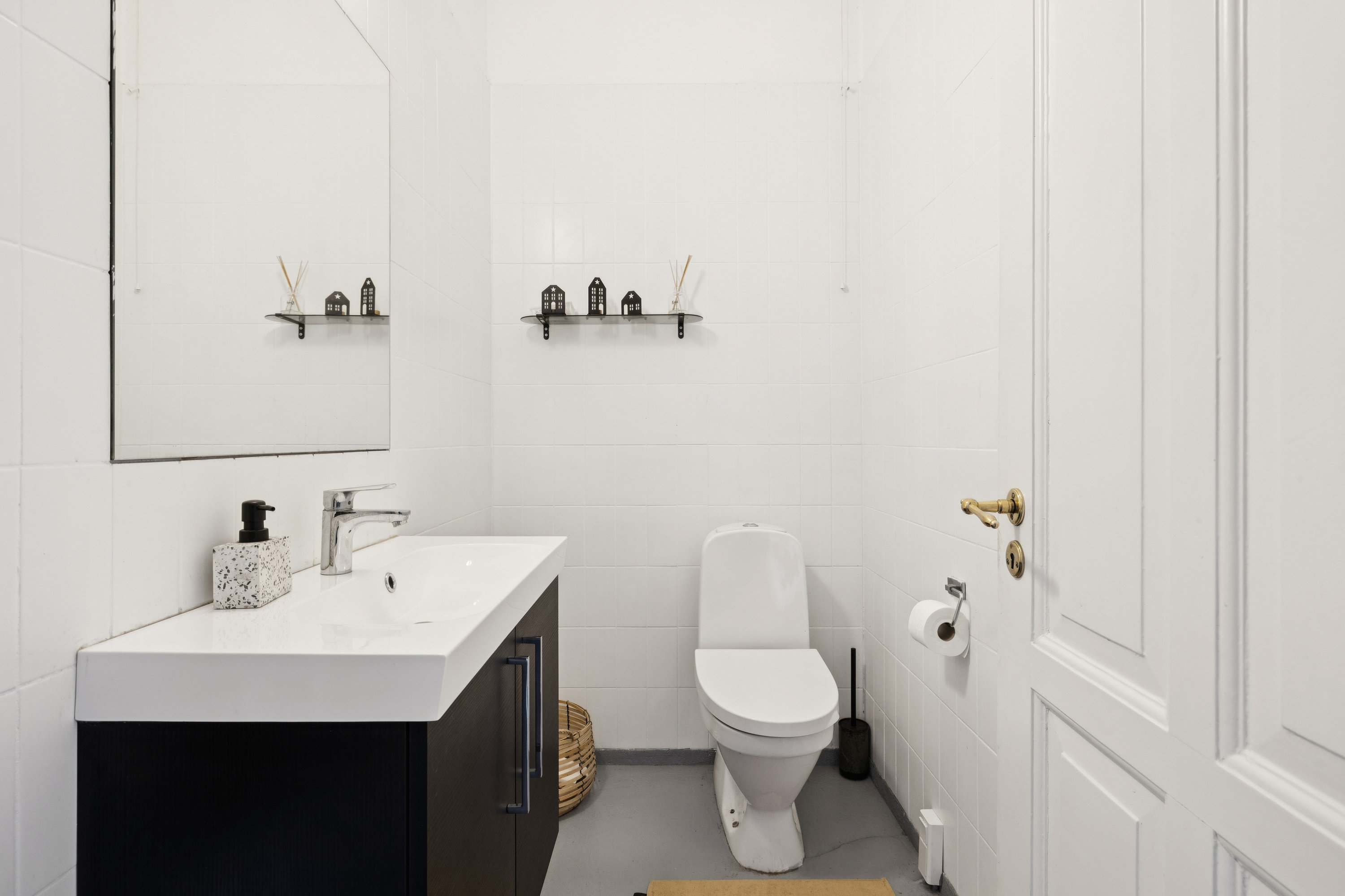 Fremhævet badeværelse billede i fuldskærmstilstand. Billede af Dyssehøjvej 19, Jennum, 8981 Spentrup