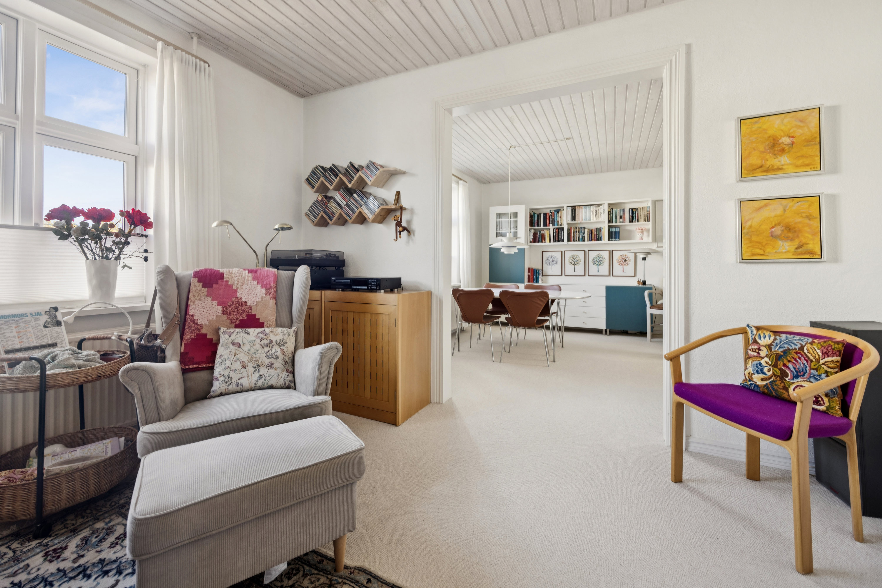 Fremhævet stue billede i fuldskærmstilstand. Billede af Røgildsvej 23, 9400 Nørresundby